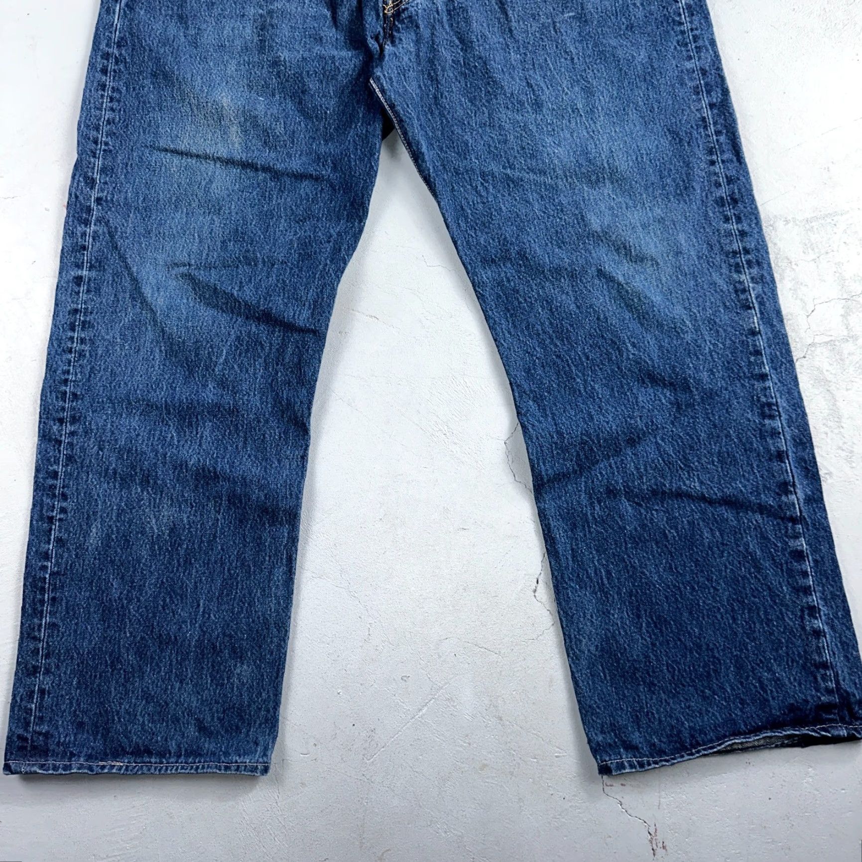 Levi's VINTAGE Levi's 501 Jeans Straight 42x32 Blue Denim 90s Y2K Classic Mens Size US 42 / EU 58 - 3 Thumbnail