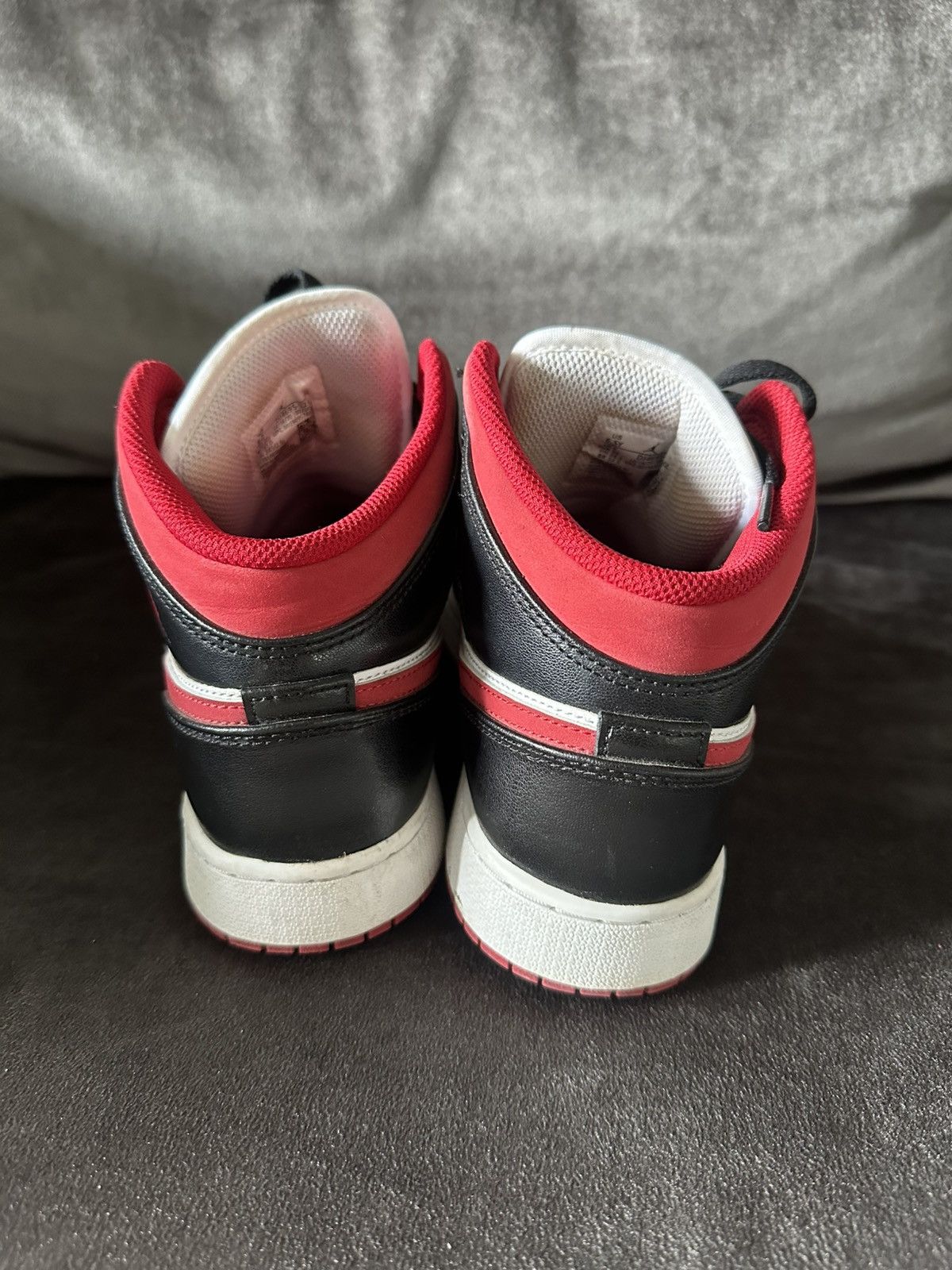 Nike Air Jordan 1 Mid Zwart Wit Maat 40 Size US 9 / IT 39 - 3 Thumbnail