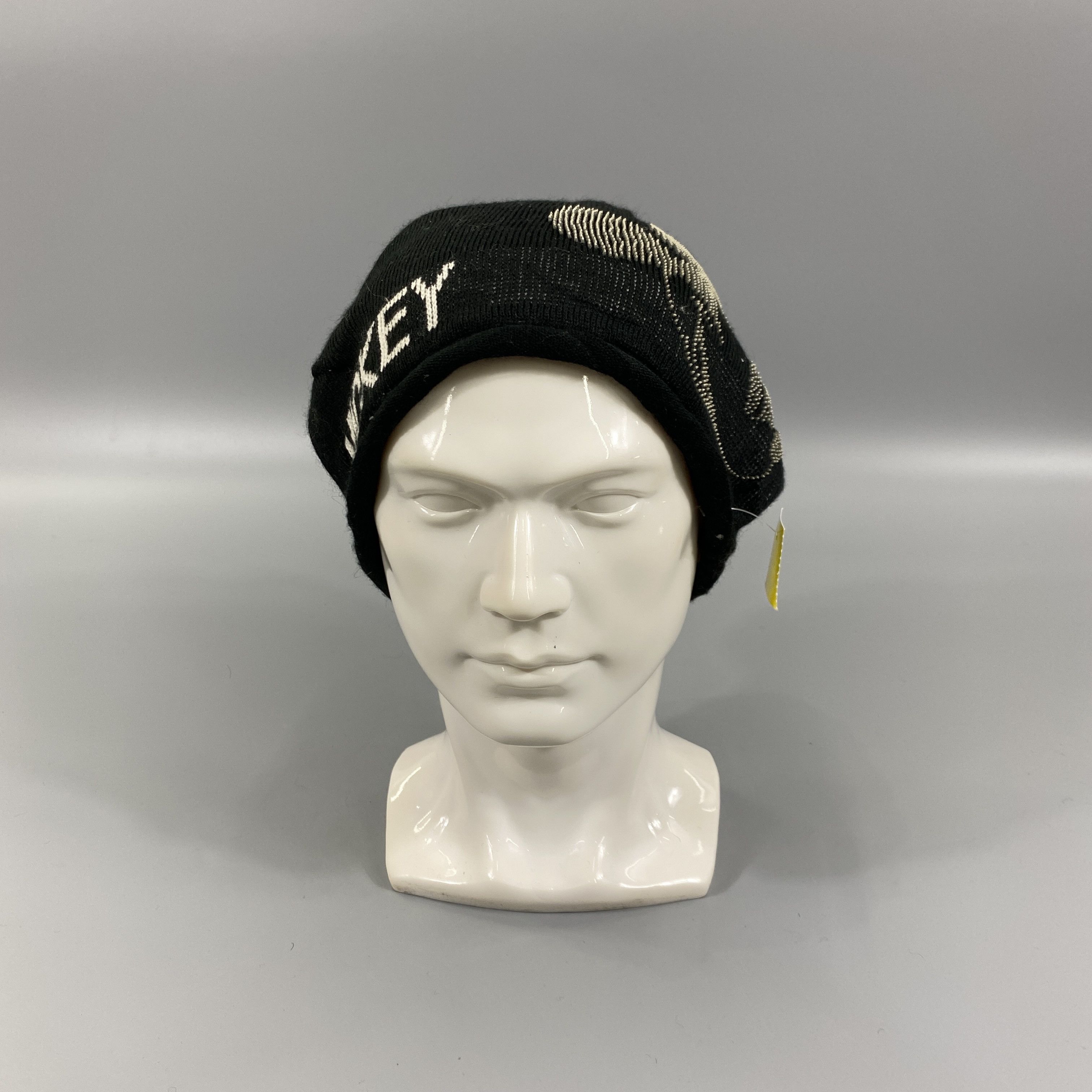 Japanese Brand Disney Mickey Slouchy Beanie Hat -BN920 Size ONE SIZE - 2 Thumbnail