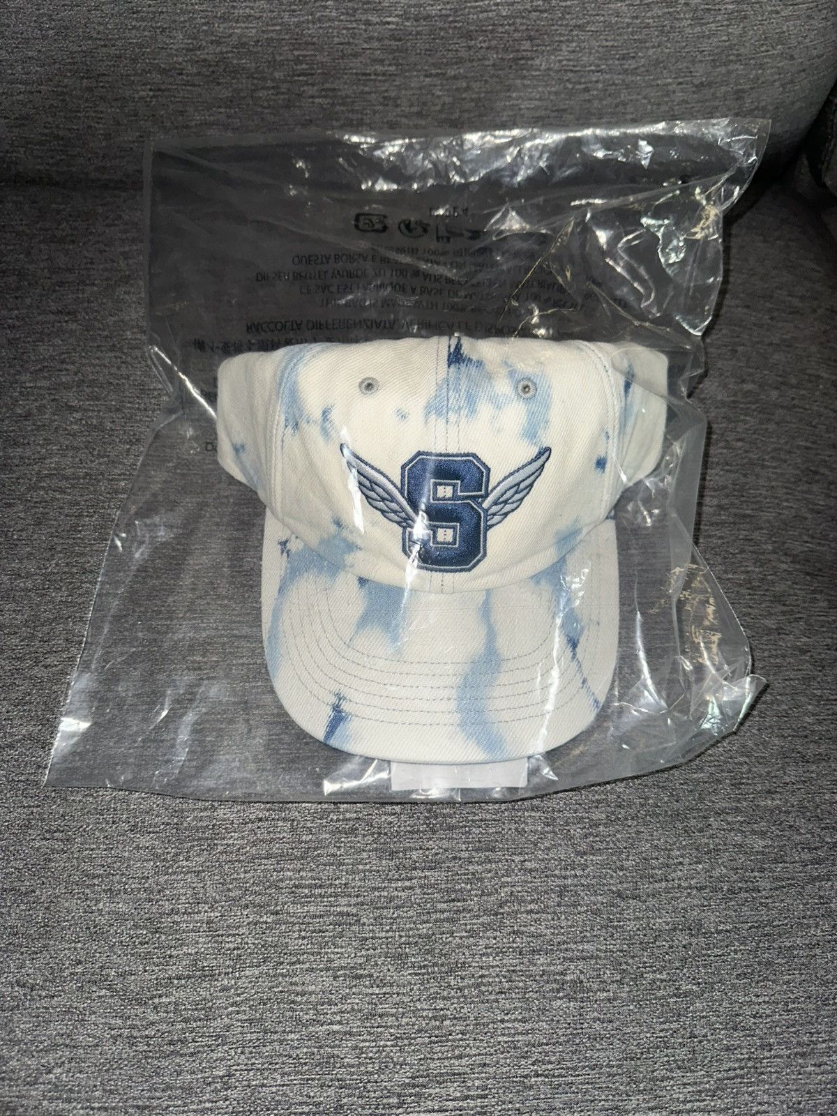 Supreme Supreme S Wing Logo 6-Panel Size ONE SIZE - 1 Thumbnail