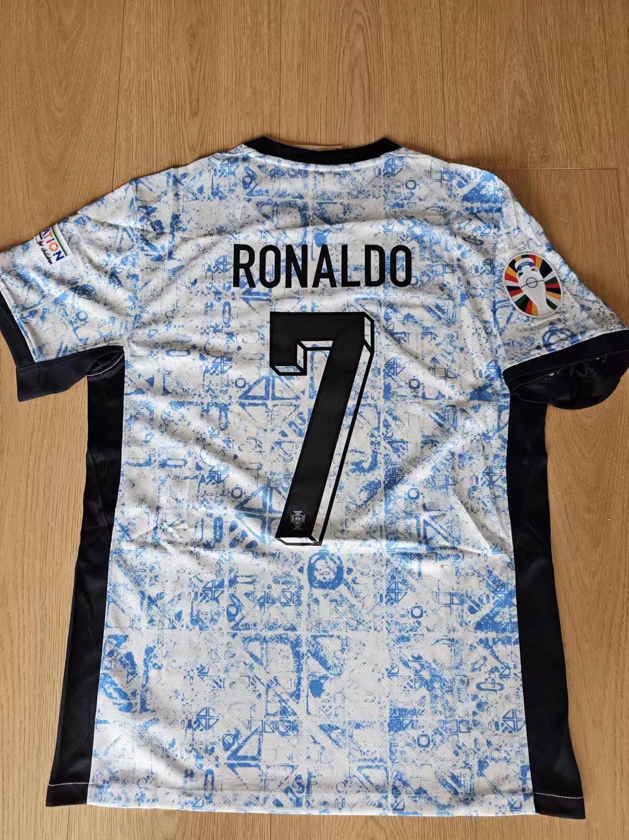 Other Euro Cup Portugal C Ronaldo Jersey Size US M / EU 48-50 / 2 - 2 Thumbnail