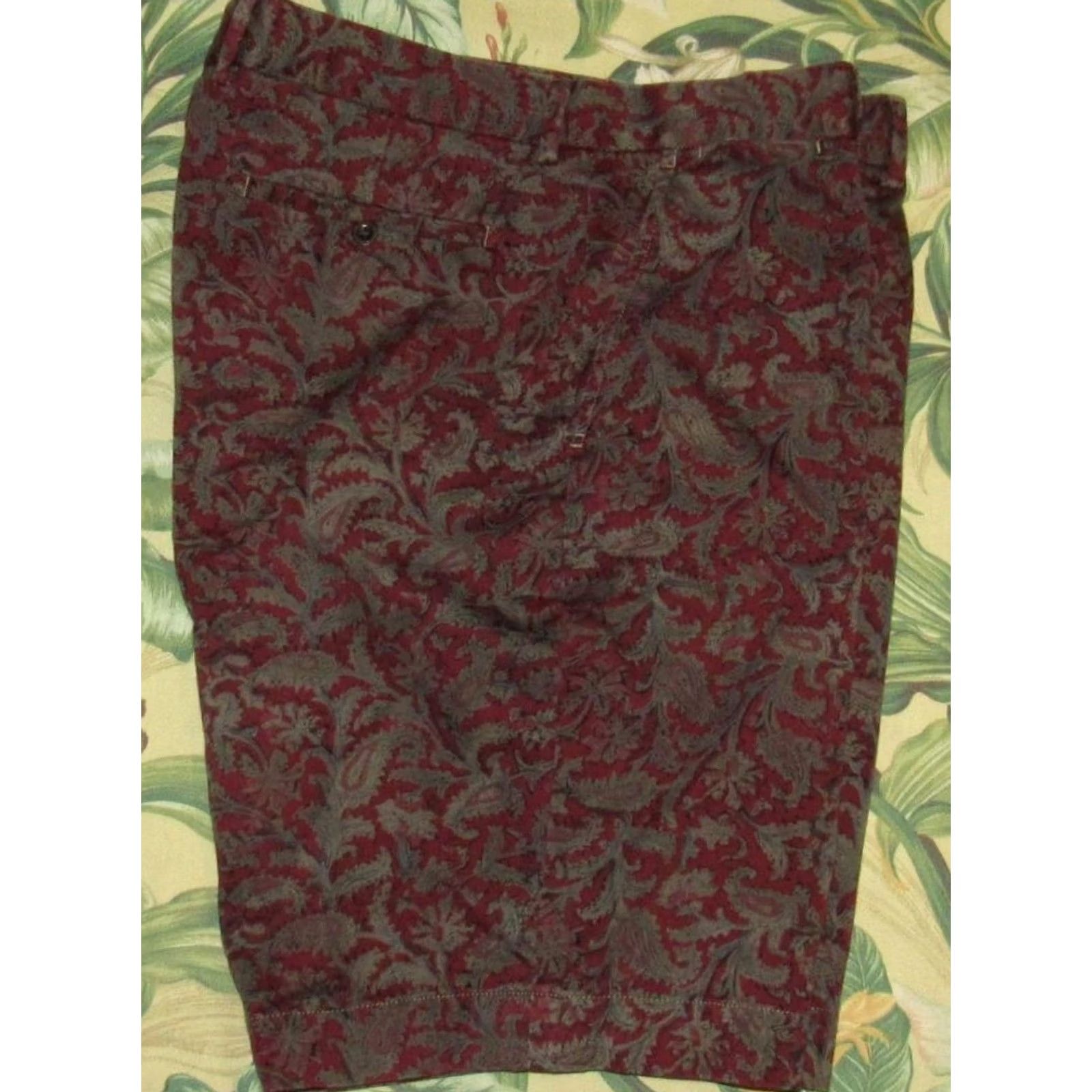 Ralph Lauren Vtg Polo Ralph Lauren Y2K Paisley 11" Chino Shorts 36 Mens Color Multicolor 36 Short, 11" Inseam, Waist 36 Size US M / EU 48-50 / 2 - 2 Thumbnail