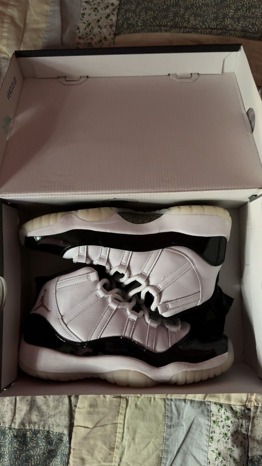 Jordan Brand Jordan 11 Retro Gratitude Size US 7 / EU 40 - 3 Thumbnail