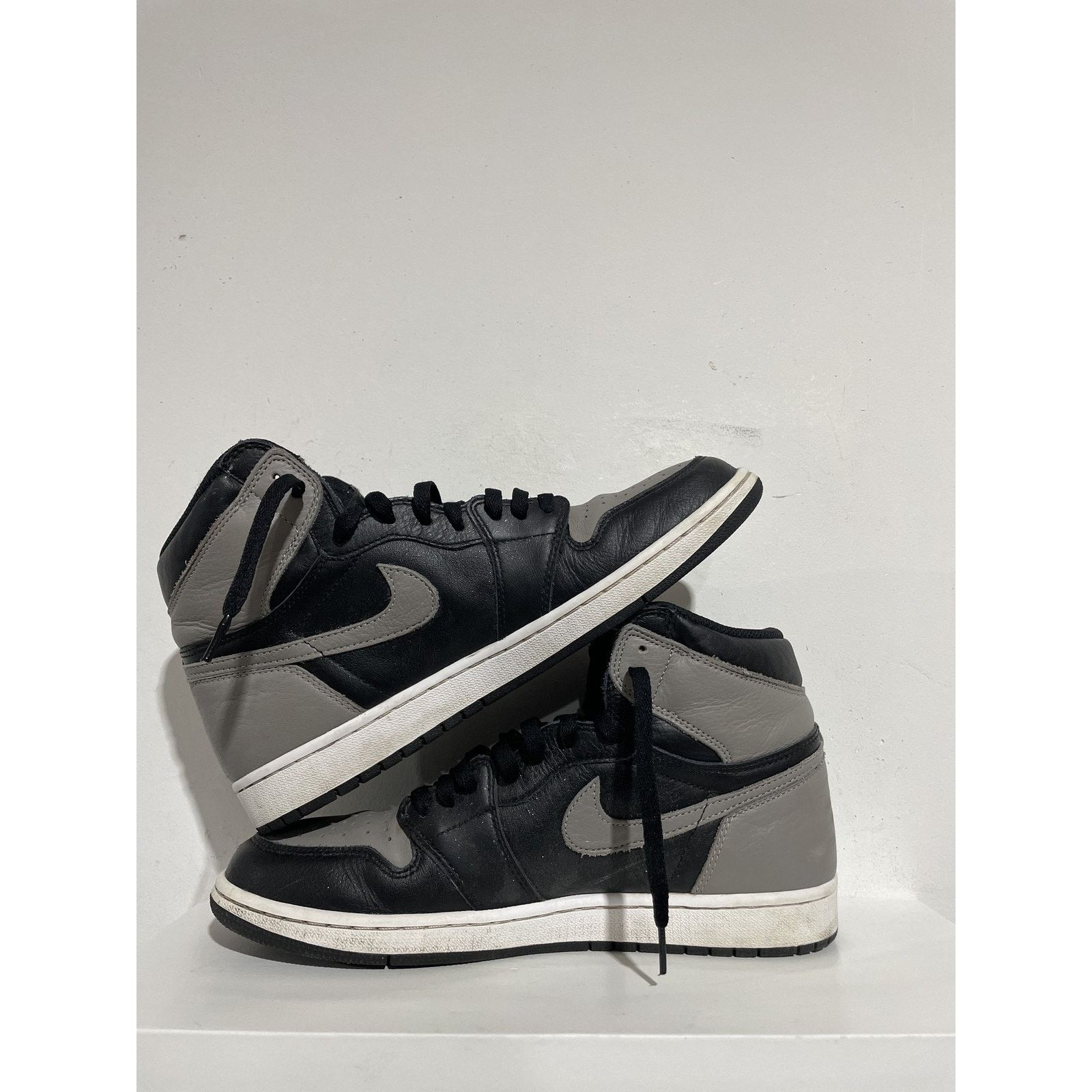 Jordan Brand JORDAN 1 RETRO HIGH SHADOW 2018 SIZE 11 PREOWNED Size US 11 / EU 44 - 4 Thumbnail
