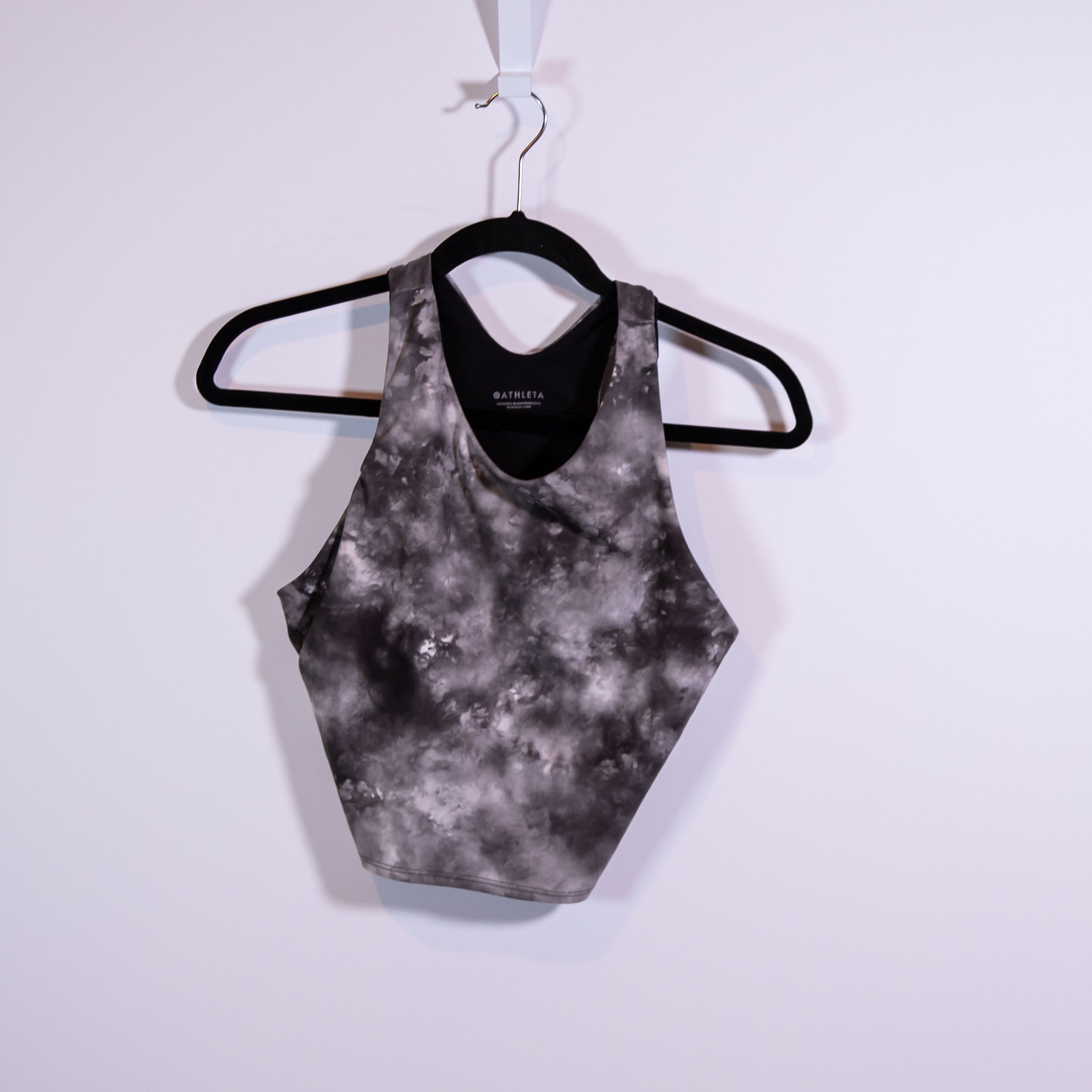 Athleta Athleta Conscious Crop Top Racerback Size L / US 10 / IT 46 - 1 Thumbnail