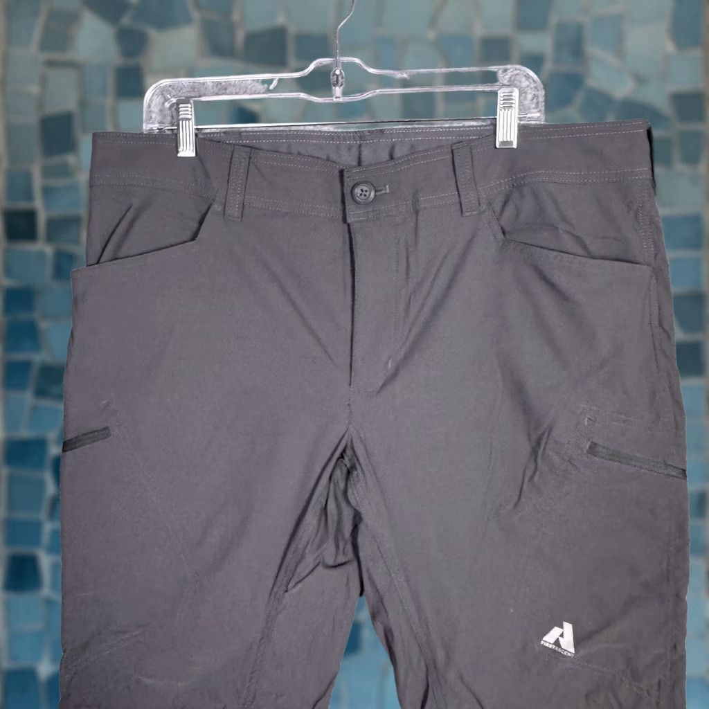Eddie Bauer Eddie Bauer First Ascent Pants Mens 38x32 Cargo Guide Pro Utility Tech Size US 38 / EU 54 - 1 Thumbnail