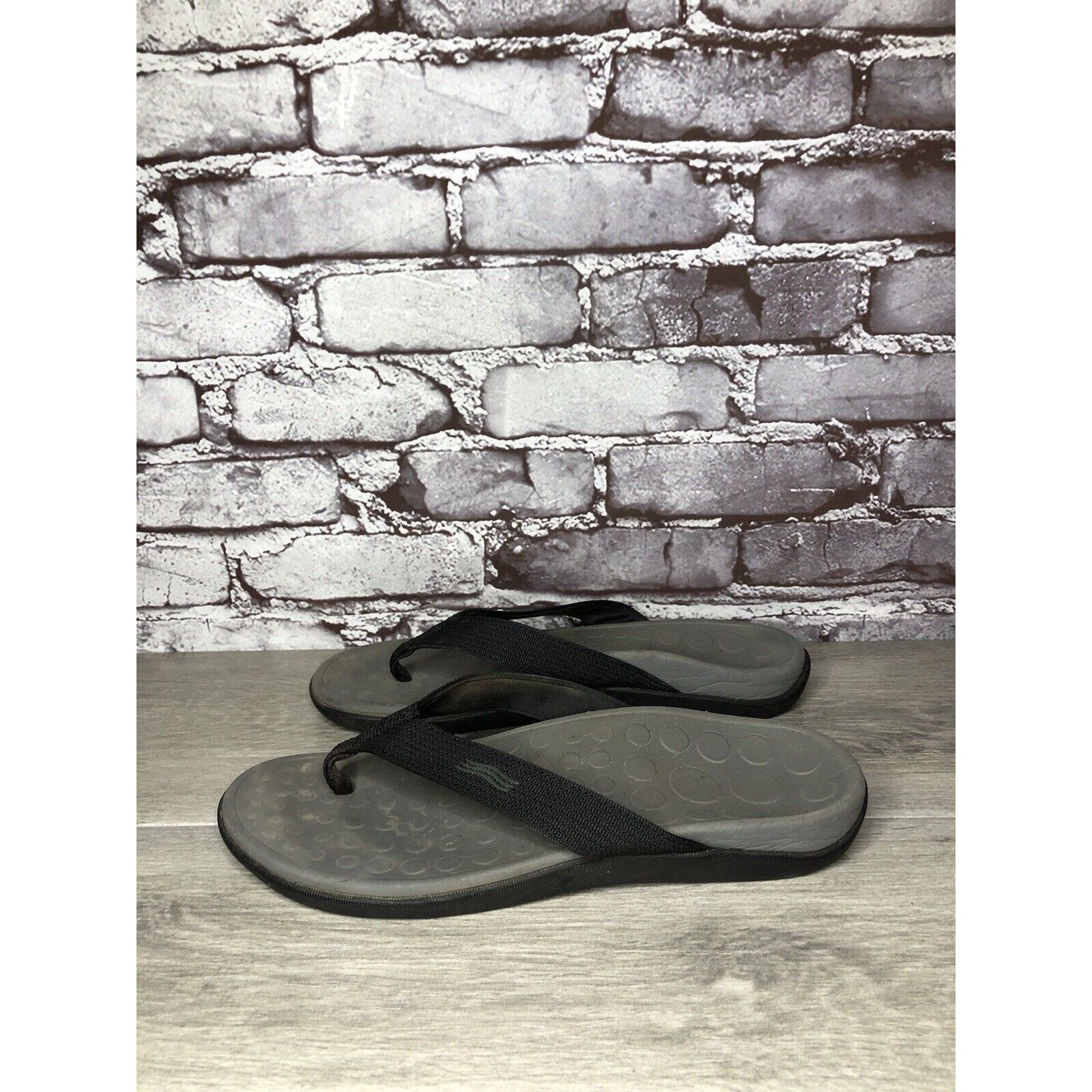 Other VIONIC Wave Black Toe Post Flip Flop Sandals Unisex Men Sz 8 Size US 8 / EU 41 - 1 Thumbnail
