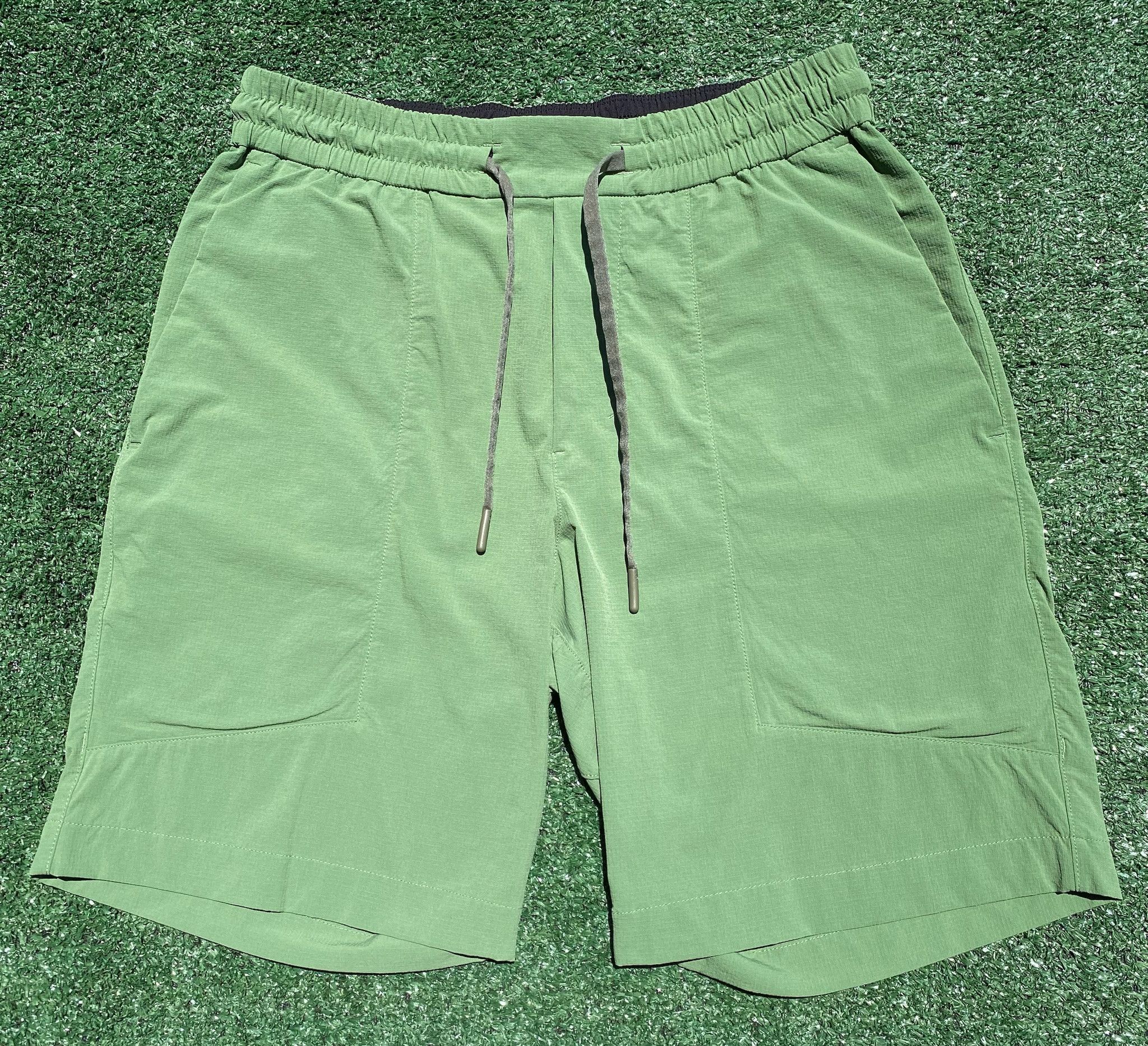 Lululemon Lululemon Bowline Ripstop Cedar Green Men’s Size Small Size US 30 / EU 46 - 1 Thumbnail