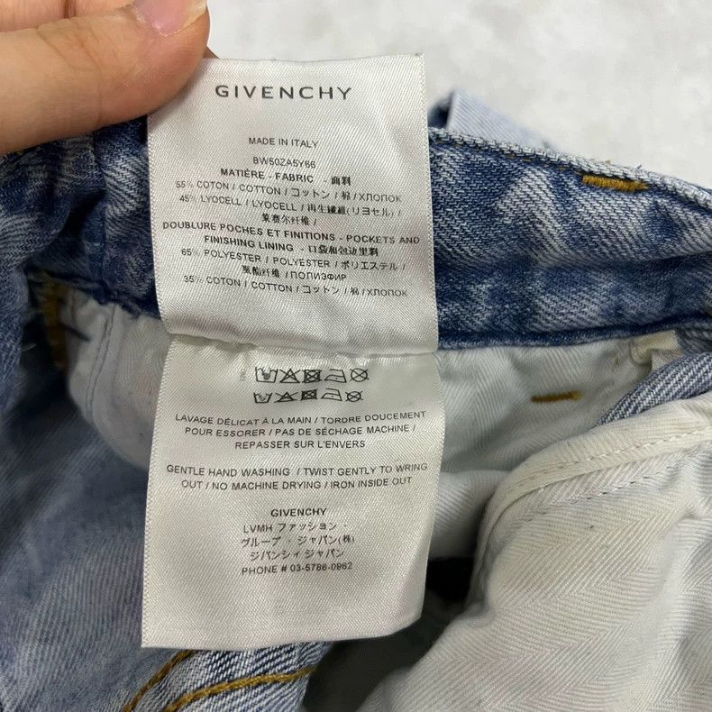 Givenchy Givenchy Size24 SS22 Mid-rise Ripped and Washed Denim Jeans Size US 29 - 3 Thumbnail