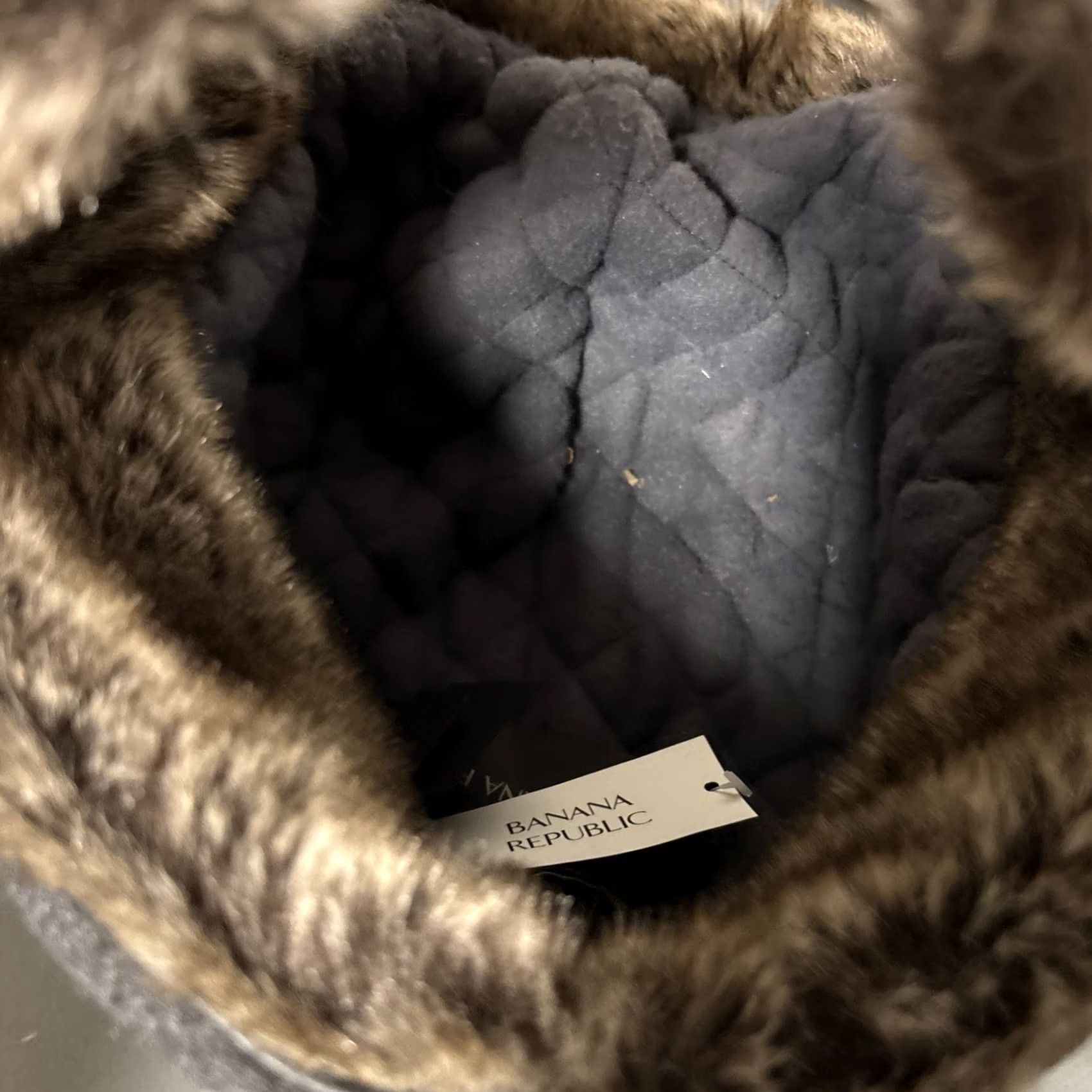Banana Republic Banana Republic Trapper Hat Unisex Adults L/XL Blue Quilted Faux Fur Ear Flap Winter New With Tags Size ONE SIZE - 6 Thumbnail
