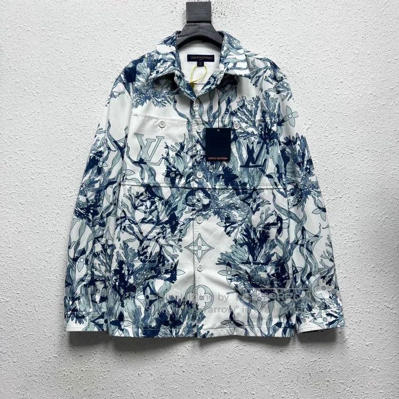Louis Vuitton Louis Vuitton Seaweed Logo Shirt Size US L / EU 52-54 / 3 - 1 Thumbnail
