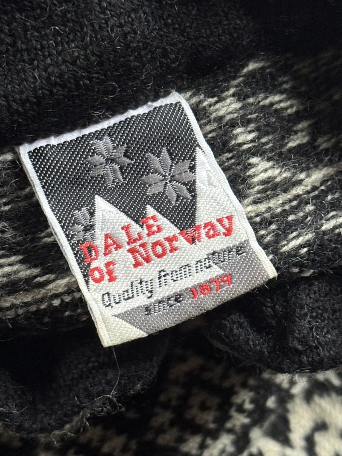 Dale Of Norway Dale Of Norway🇳🇴 M/size wool vintage retro aztec sweater knit Size US M / EU 48-50 / 2 - 6 Thumbnail
