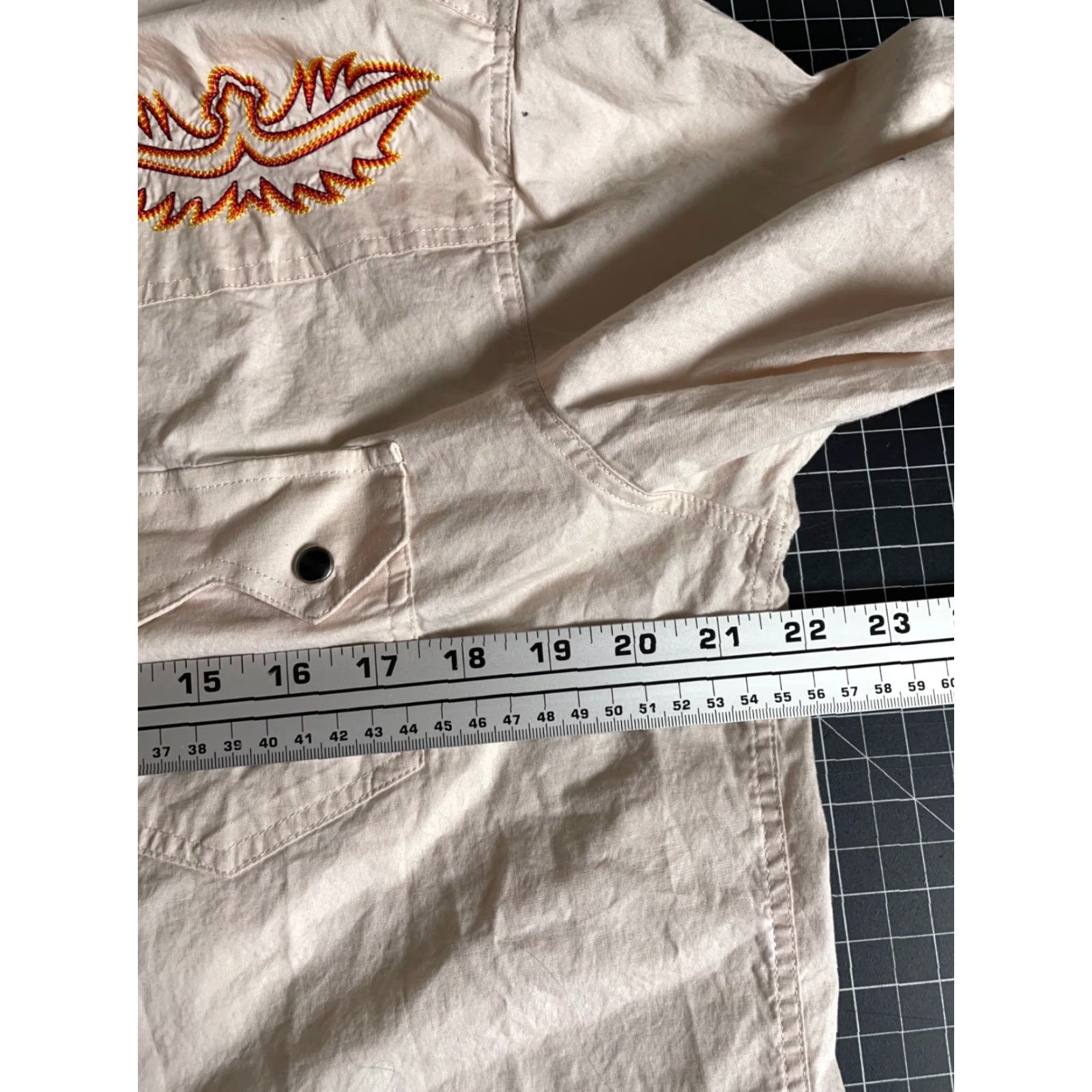 Denime VINTAGE Rock & Roll Denim Western Shirt Mens Large Beige Embroidered Pearl Snap Sawtooth Size US L / EU 52-54 / 3 - 5 Thumbnail