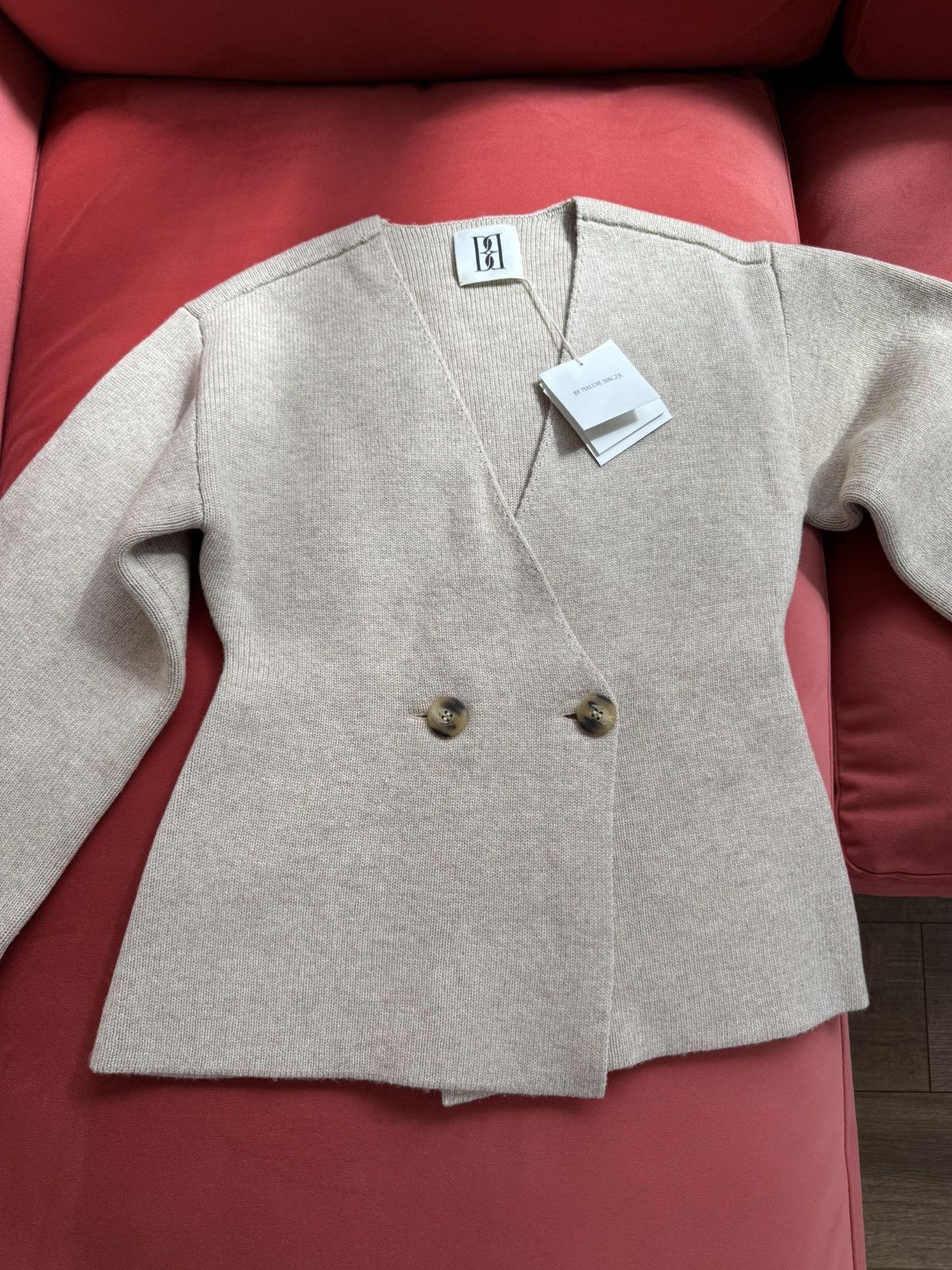By Malene Birger By Malene Birger New structured knit cardigan, beige, size M Size M / US 6-8 / IT 42-44 - 10 Thumbnail