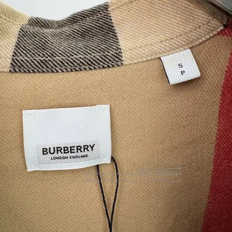 Burberry Burberry Khaki Color Men's Outer Jacket. Size US S / EU 44-46 / 1 - 3 Thumbnail