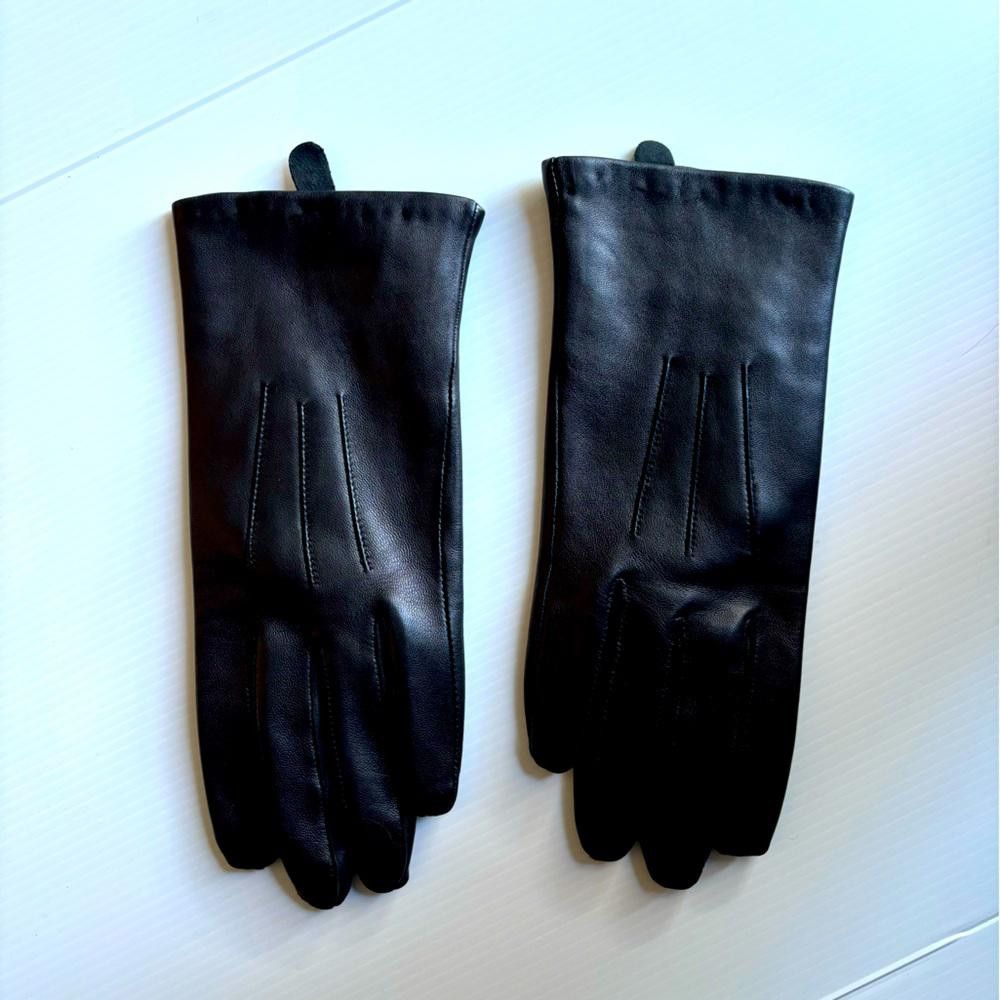 Designer black leather gloves Size ONE SIZE - 1 Thumbnail