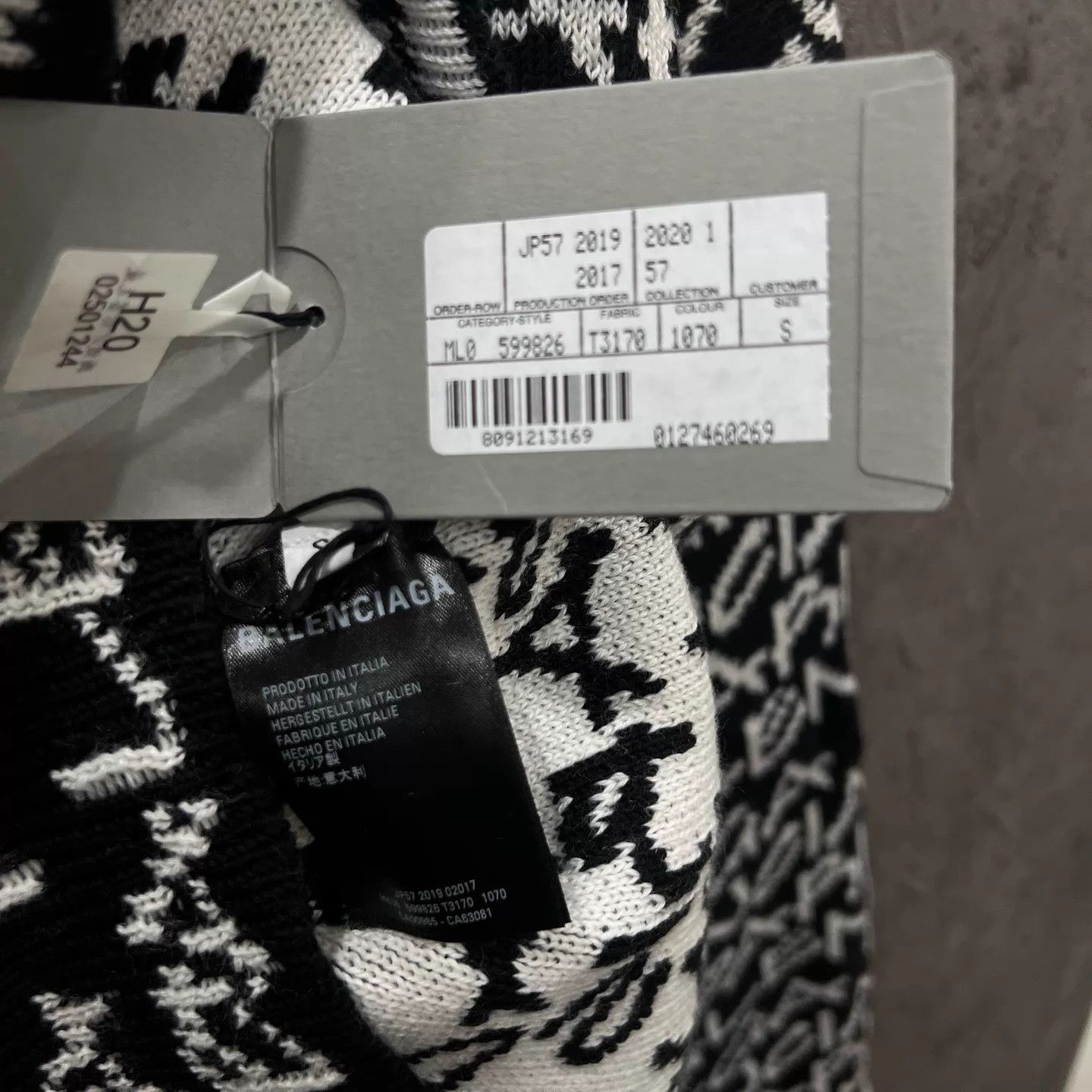 Balenciaga Balenciaga Allover Logo Knit Sweater NWT OS S Size US S / EU 44-46 / 1 - 5 Thumbnail