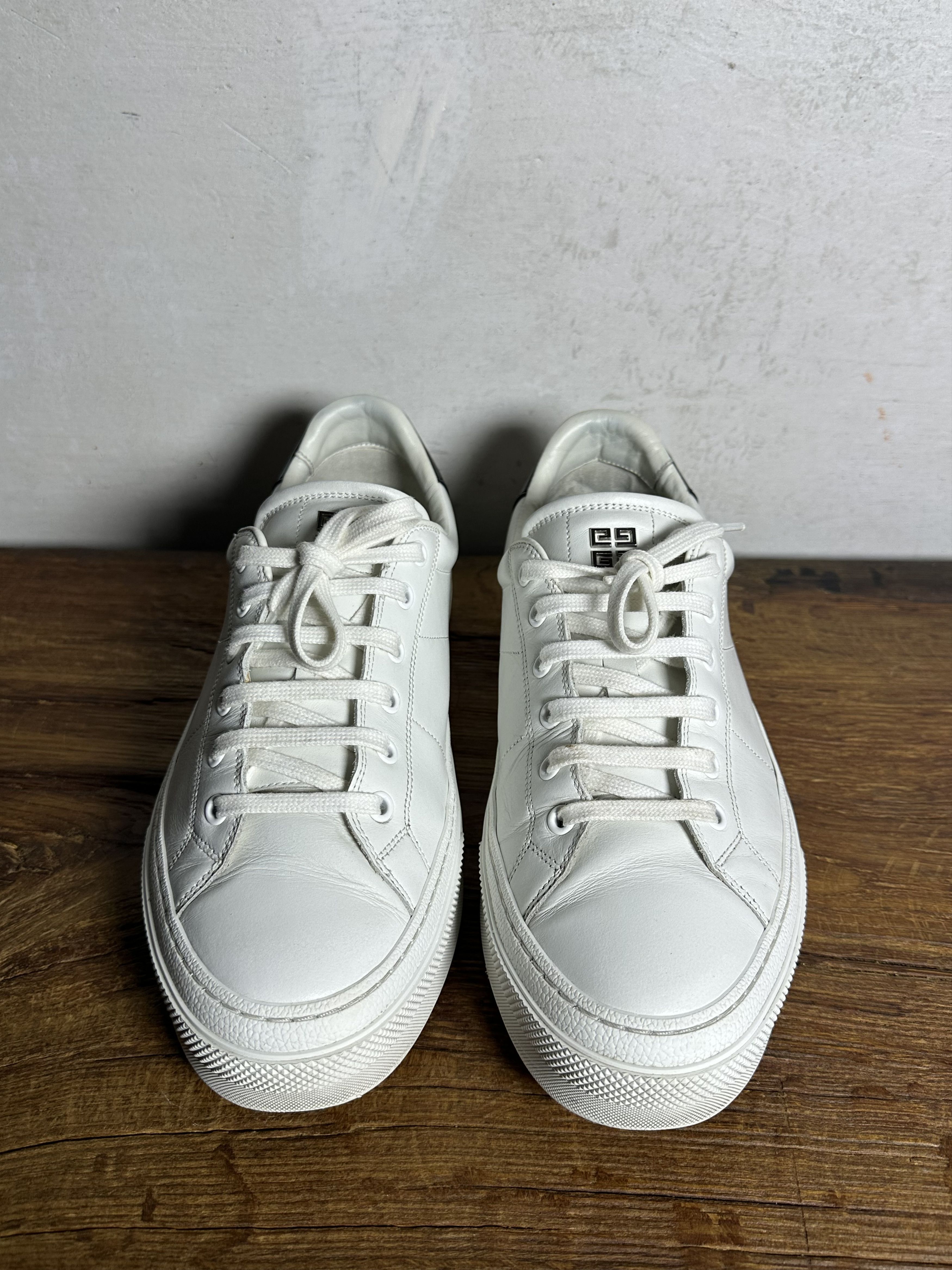 Givenchy Givenchy City Sport White Sneakers Size US 10 / EU 43 - 7 Thumbnail
