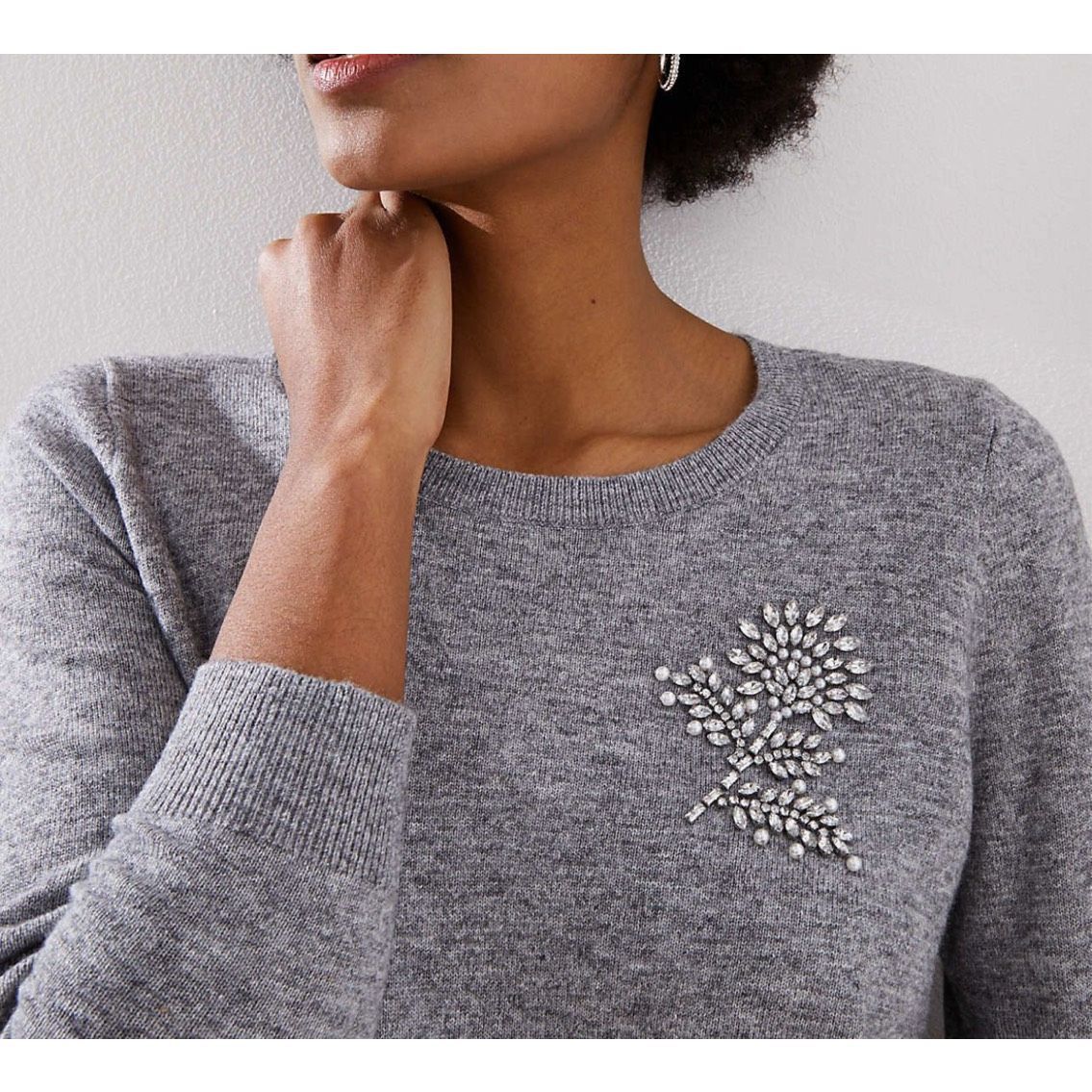 Loft LOFT NWT grey crew neck sweater with a crystal floral embell Size L / US 10 / IT 46 - 1 Thumbnail