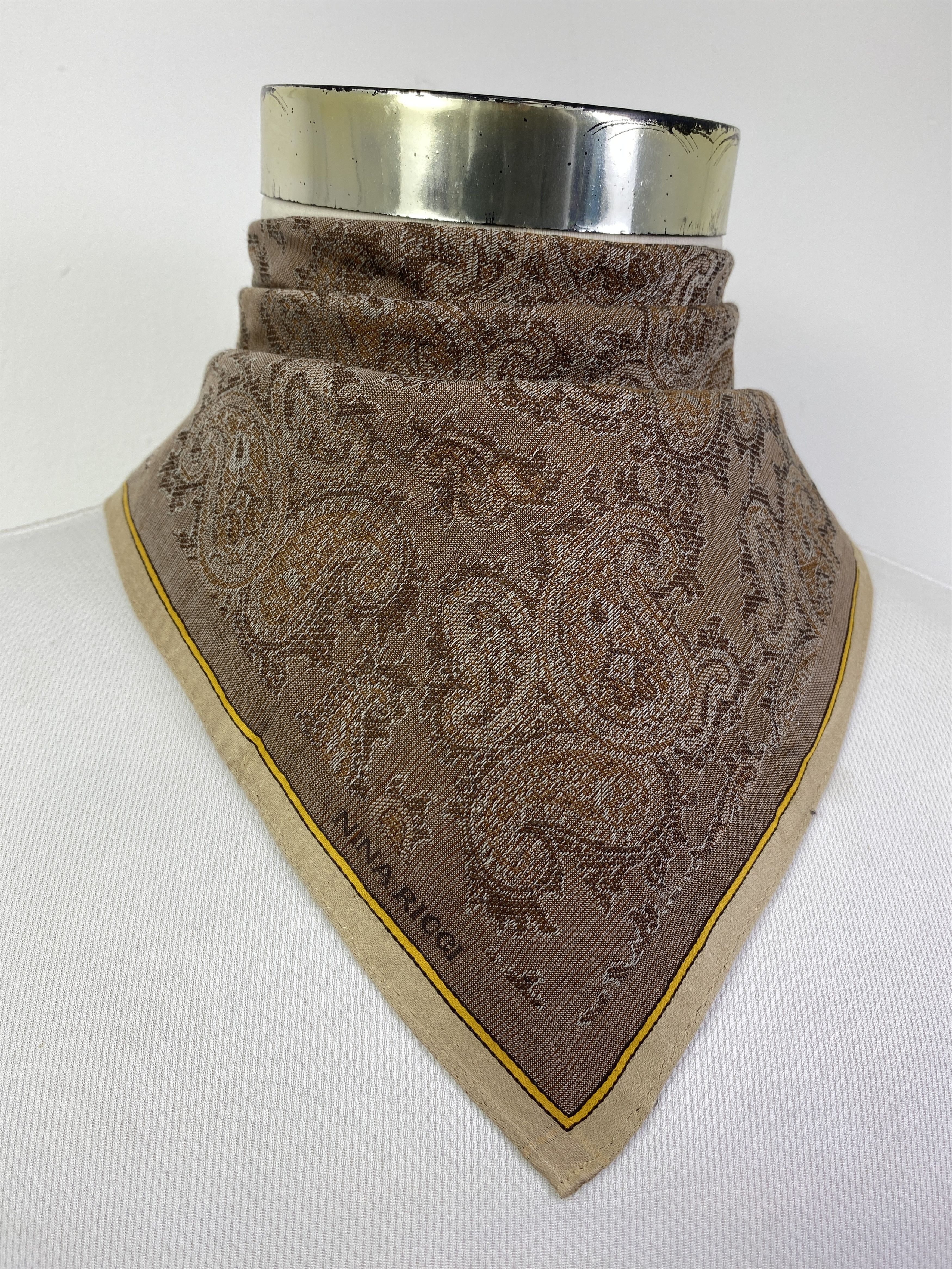 Vintage Nina Ricci Handkerchief / Neckerchief / Bandana KT0020 Size ONE SIZE - 1 Thumbnail