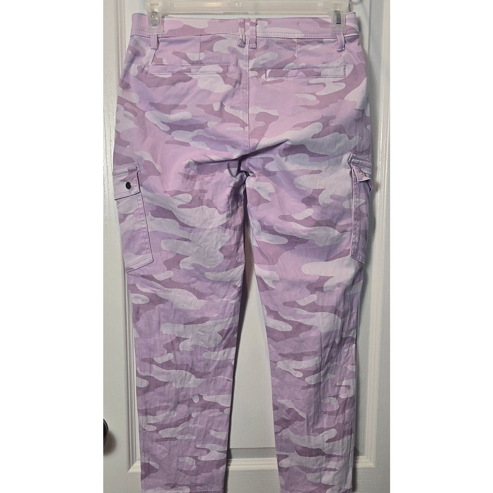 Other Wit & Wisdom Utility sz 4 High Waist purple Camo Cargo Size 27" / US 4 / IT 40 - 2 Thumbnail