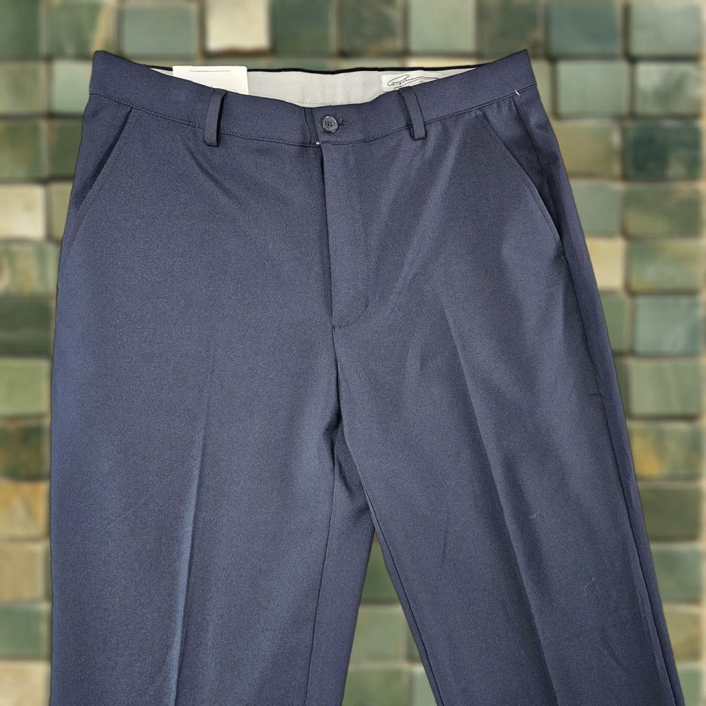 Vintage Greg Norman Mens Dress Pants 33x32 Blue Flat Front Stretch Business Casual 90% Polyester 10% Spandex Size US 32 / EU 48 - 1 Thumbnail