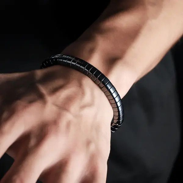 Jewelry Black Modern Stretch Magnetic Bracelet, Sleek Design Size ONE SIZE - 5 Thumbnail