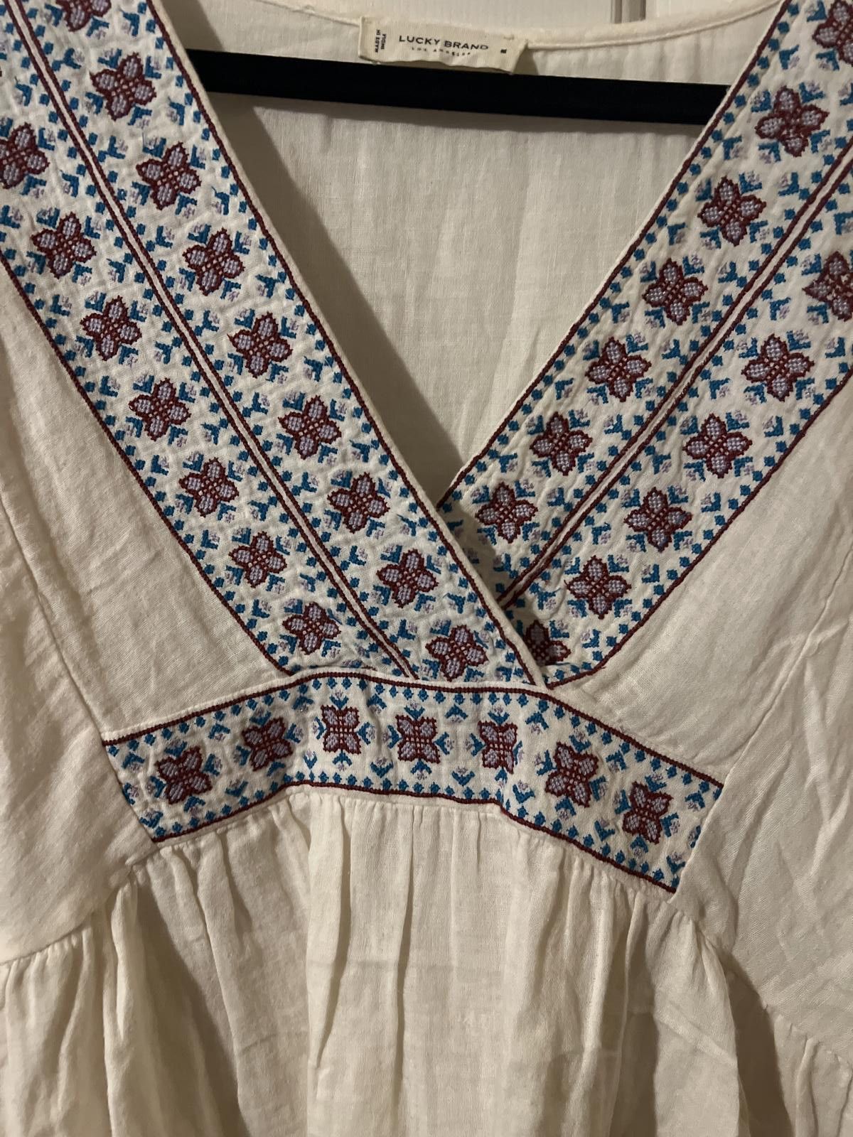 Lucky Brand Lucky Brand Embroidered V-Neck Peasant Blouse NWOT Size M / US 6-8 / IT 42-44 - 2 Thumbnail