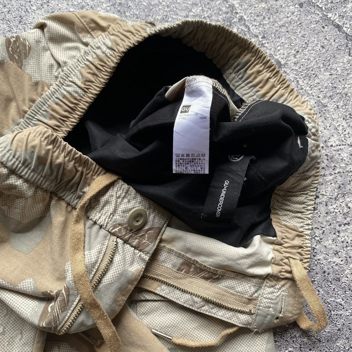 Undercover UNDERCOVER x GU Spaceship UFO Camo Cargo Pants Size US 34 / EU 50 - 6 Thumbnail
