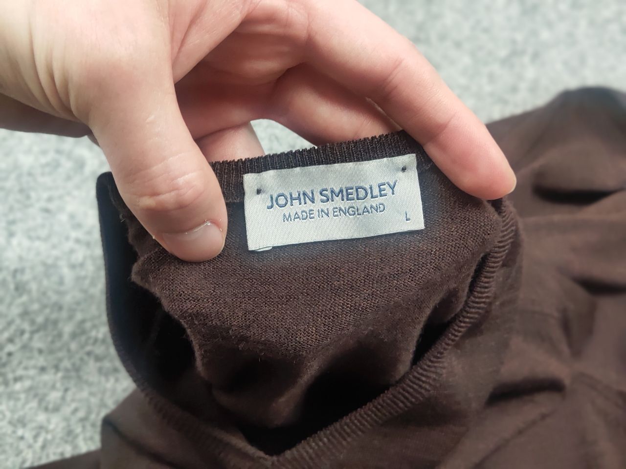 John Smedley John Smedley England Brown V neck wool sweater long sleeve Size US L / EU 52-54 / 3 - 11 Thumbnail