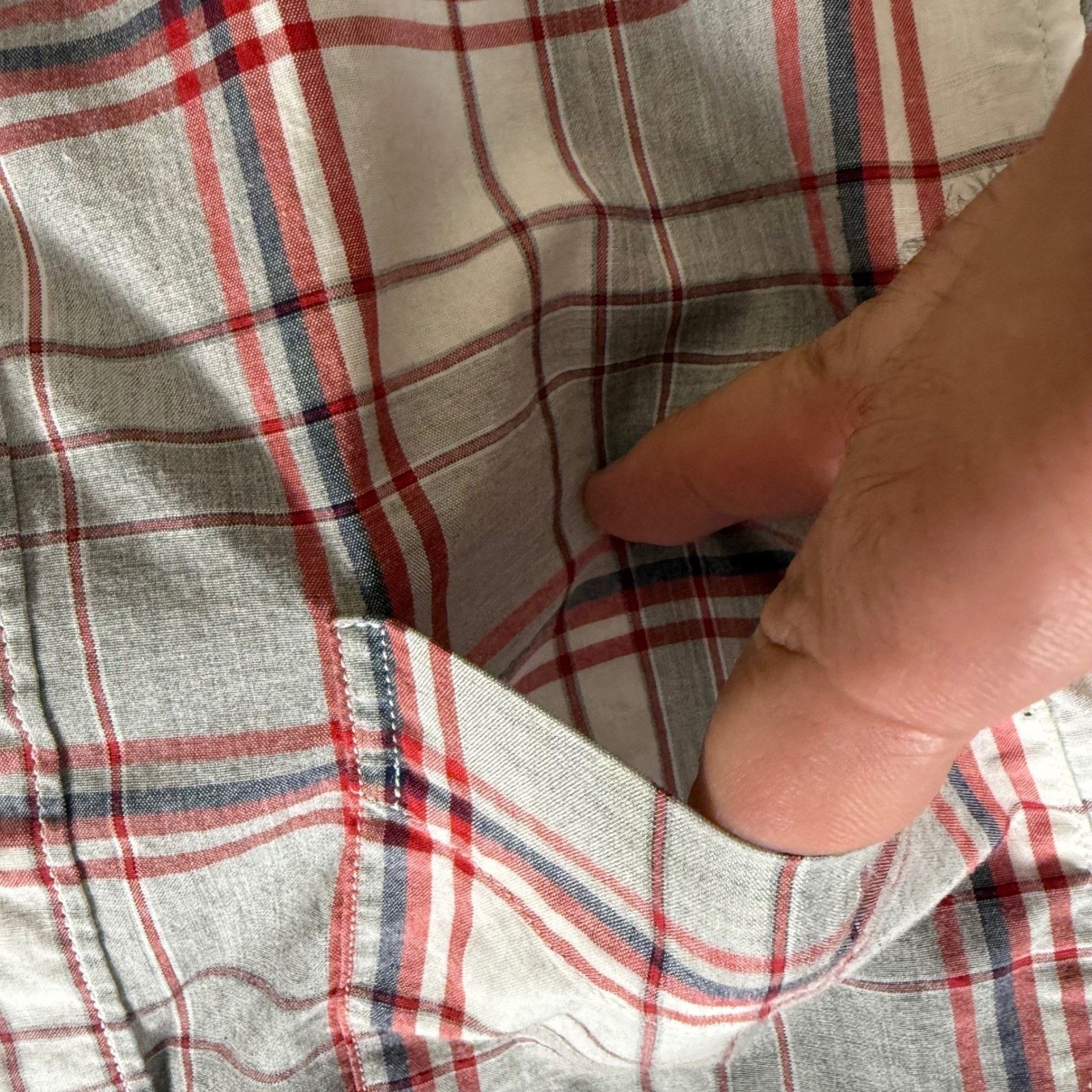 Other J.Crew Shirt Mens Small Gray Red Plaid Slim Fit Stretch Size US S / EU 44-46 / 1 - 7 Thumbnail