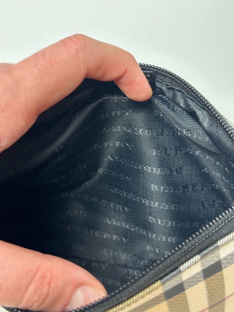 Burberry Cute Burberry Nova Check Mini Hand Bag🔥 Size ONE SIZE - 12 Thumbnail