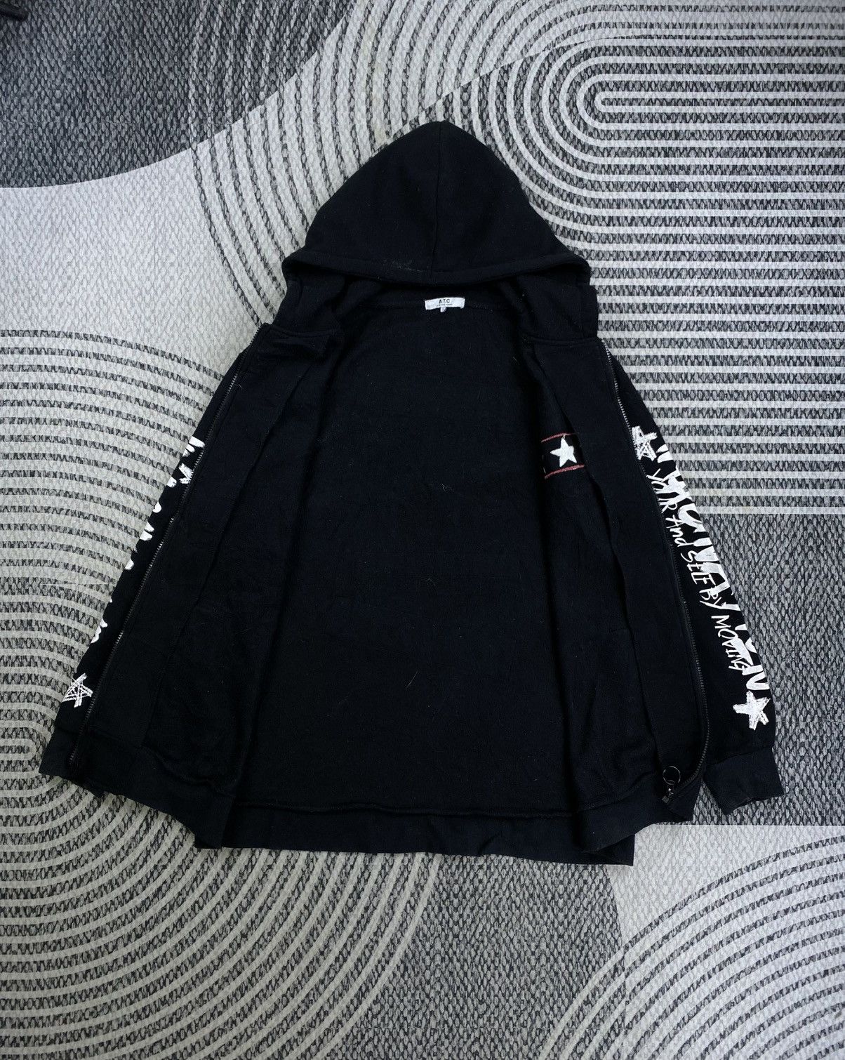 In The Attic 🔥🔥In The Attic Punk Design Rare Zipper Hoodie Jacket Size US L / EU 52-54 / 3 - 6 Thumbnail