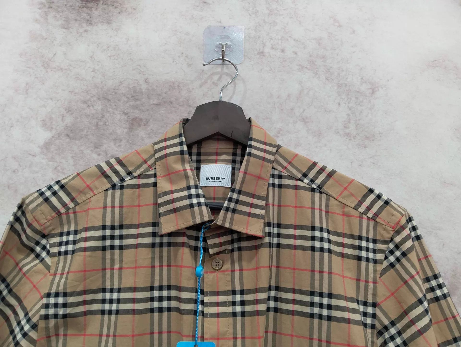 Burberry Burberry Check Short-Sleeve Shirt M 95 New Size US M / EU 48-50 / 2 - 8 Thumbnail