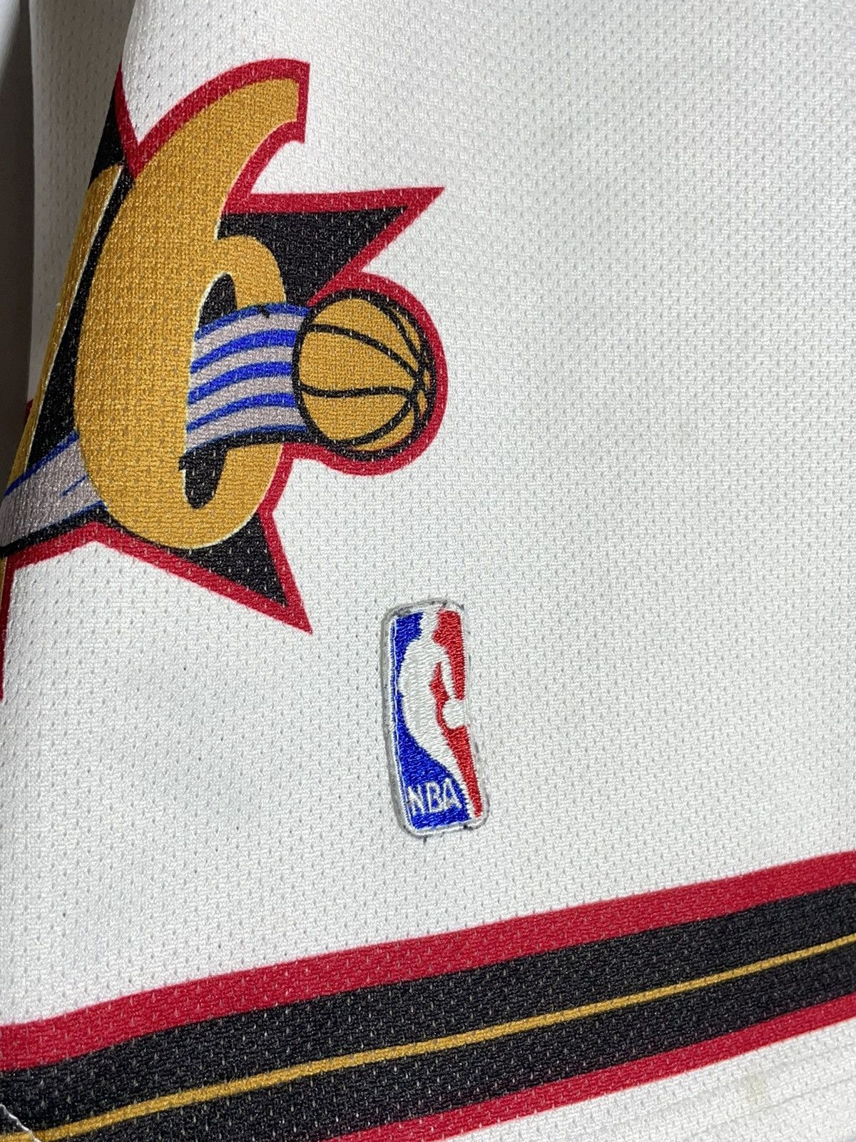 Champion × NBA Philadelphia 76ers Sixers NBA Champion Vintage Shorts Size US 42 / EU 58 - 5 Thumbnail