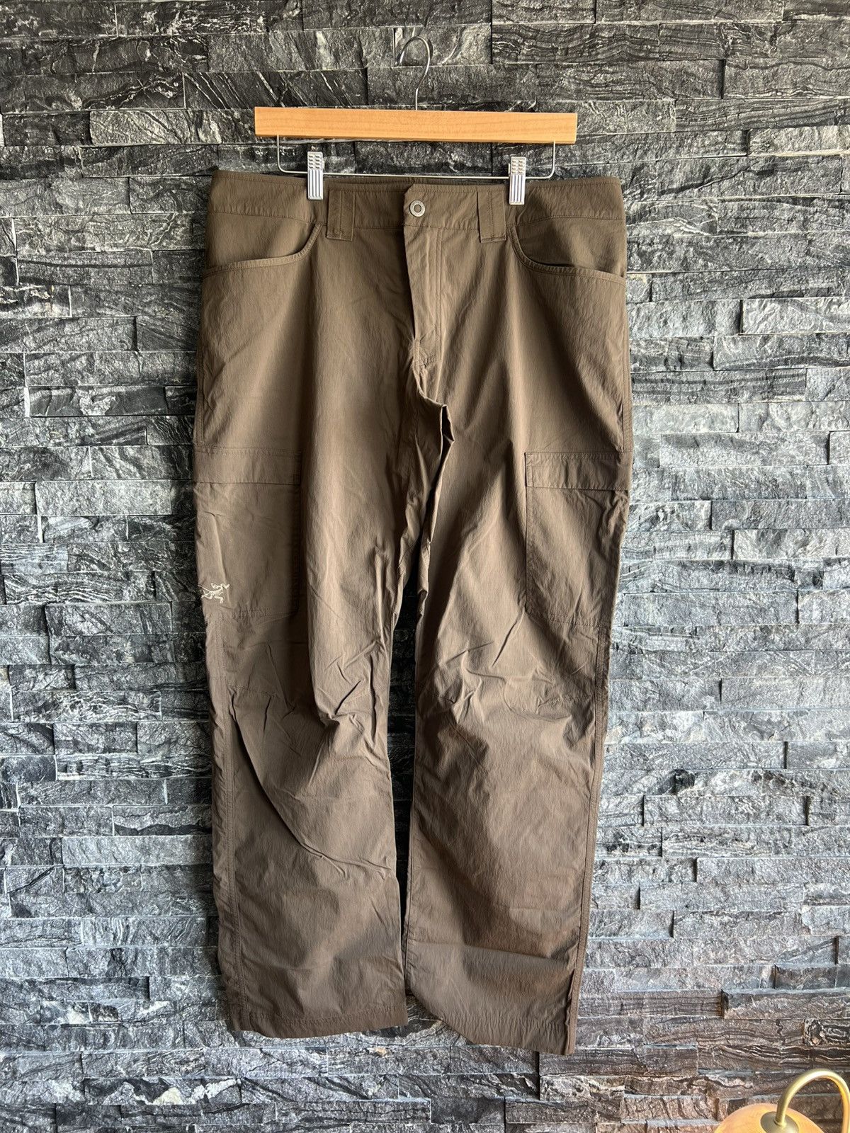 Arc'teryx Hiking Cargo Pants Size US 36 / EU 52 - 1 Thumbnail