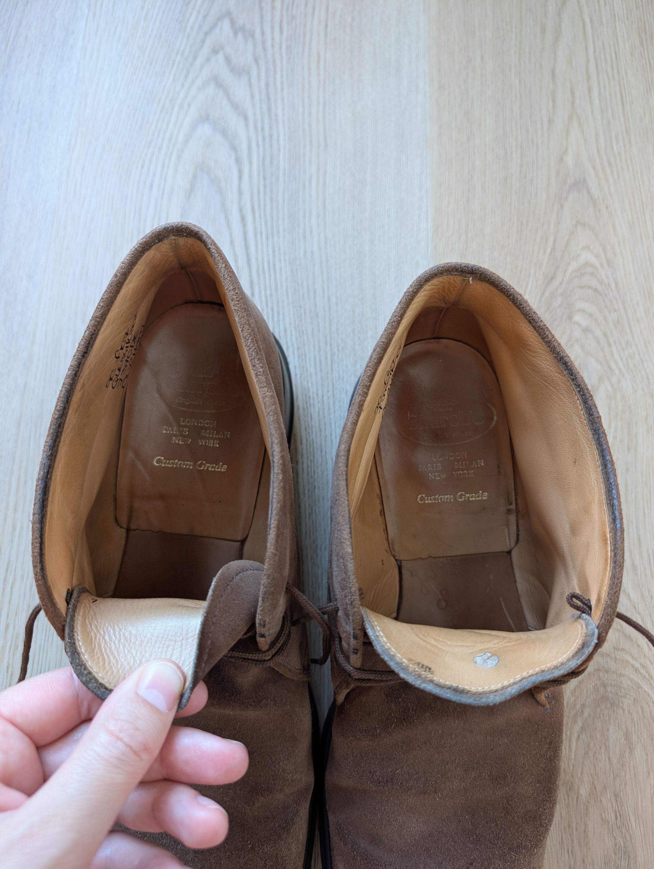 Church's Church's Durham Suede Leather chukka lace up boots Size US 10 / EU 43 - 9 Thumbnail