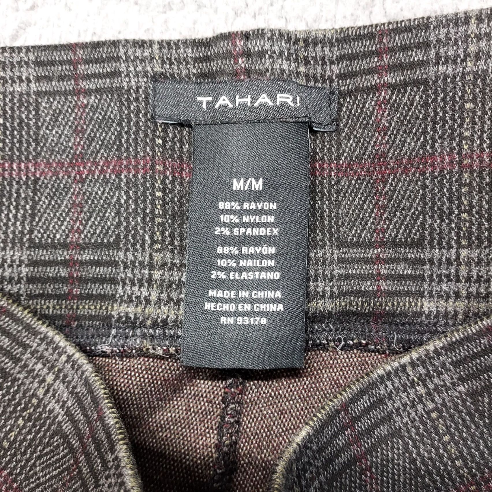 Vintage Tahari Women M Plaid High Waisted Leggings Pull On Pants Ankle Length Skinny Leg Style, Regular Fit, Cruise City Bohemian Preppy Size 32" / US 10 / IT 46 - 2 Thumbnail