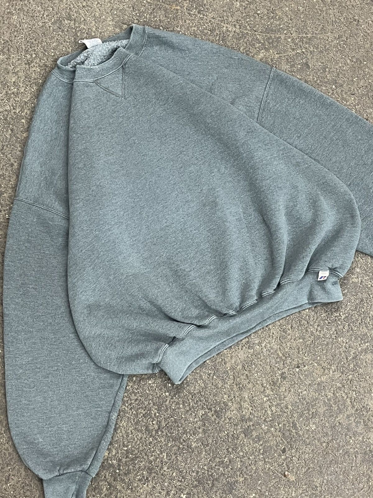 Russell Athletic × Vintage Russell athletic boxy fit faded crewneck streetwear hype Size US XXL / EU 58 / 5 - 2 Thumbnail