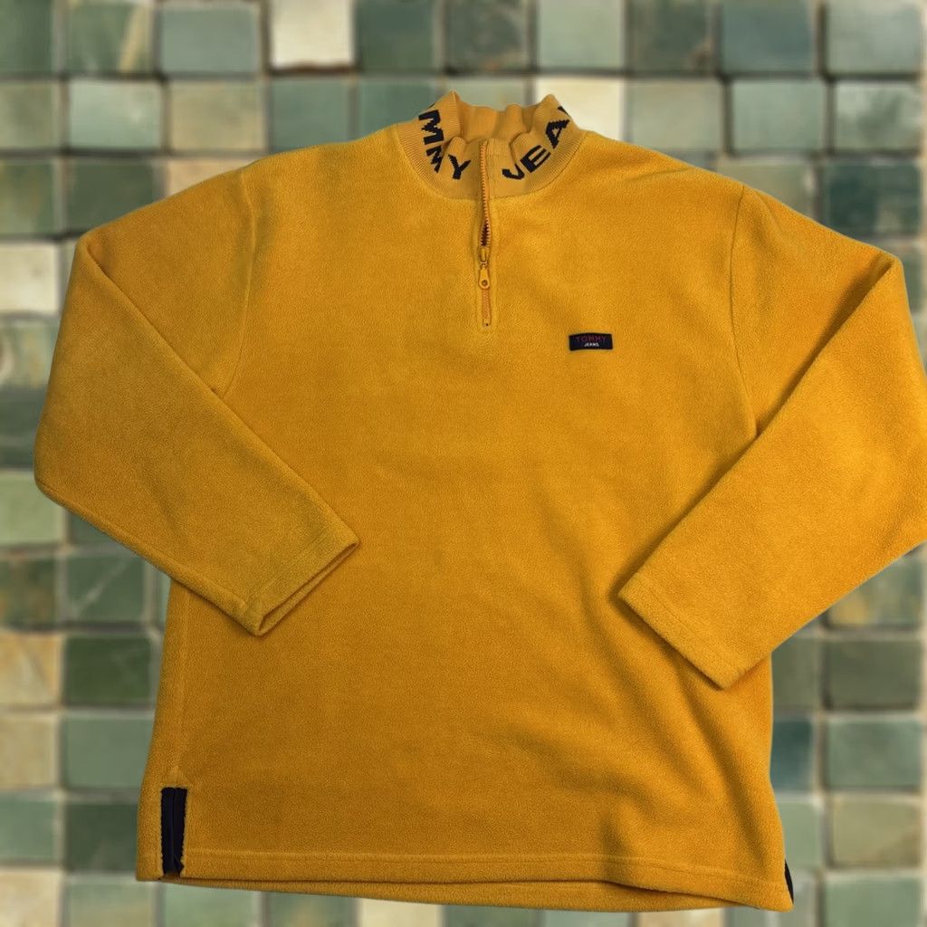 Tommy Hilfiger VINTAGE Tommy Jeans Quarter Zip Fleece Sweater Men’s Large Yellow Collar Spellout Mens L Yellow Pullover Fleece Size US L / EU 52-54 / 3 - 1 Thumbnail