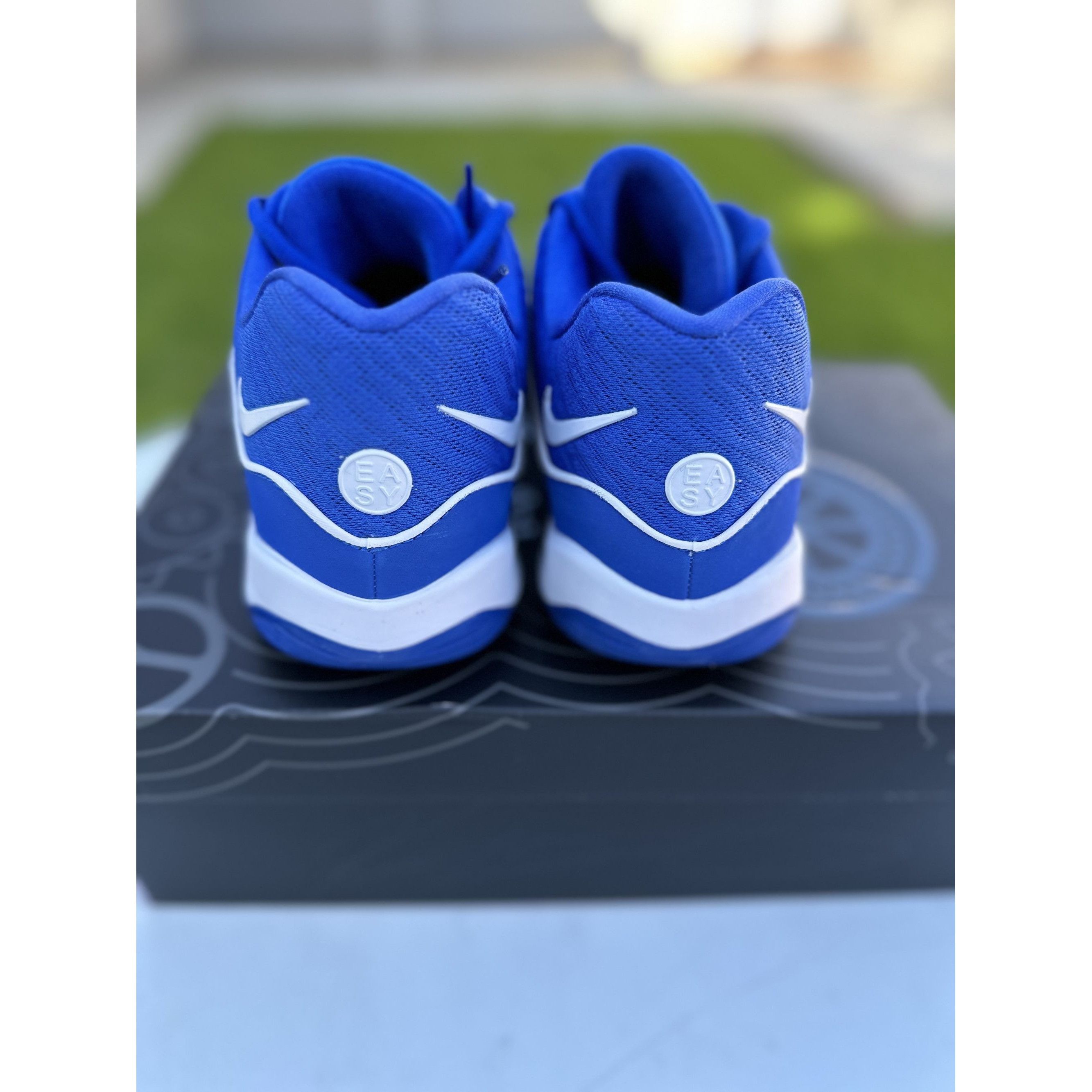 Nike KD16 TB Basketball Shoes (Size 10.5 Mens, 12 Womens) Size US 10.5 / EU 43-44 - 5 Thumbnail