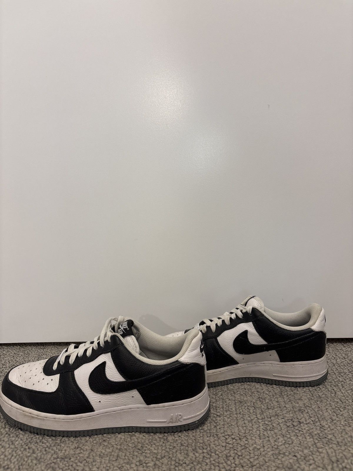 Nike Panda Air Force 1 Size US 9.5 / EU 42-43 - 2 Thumbnail