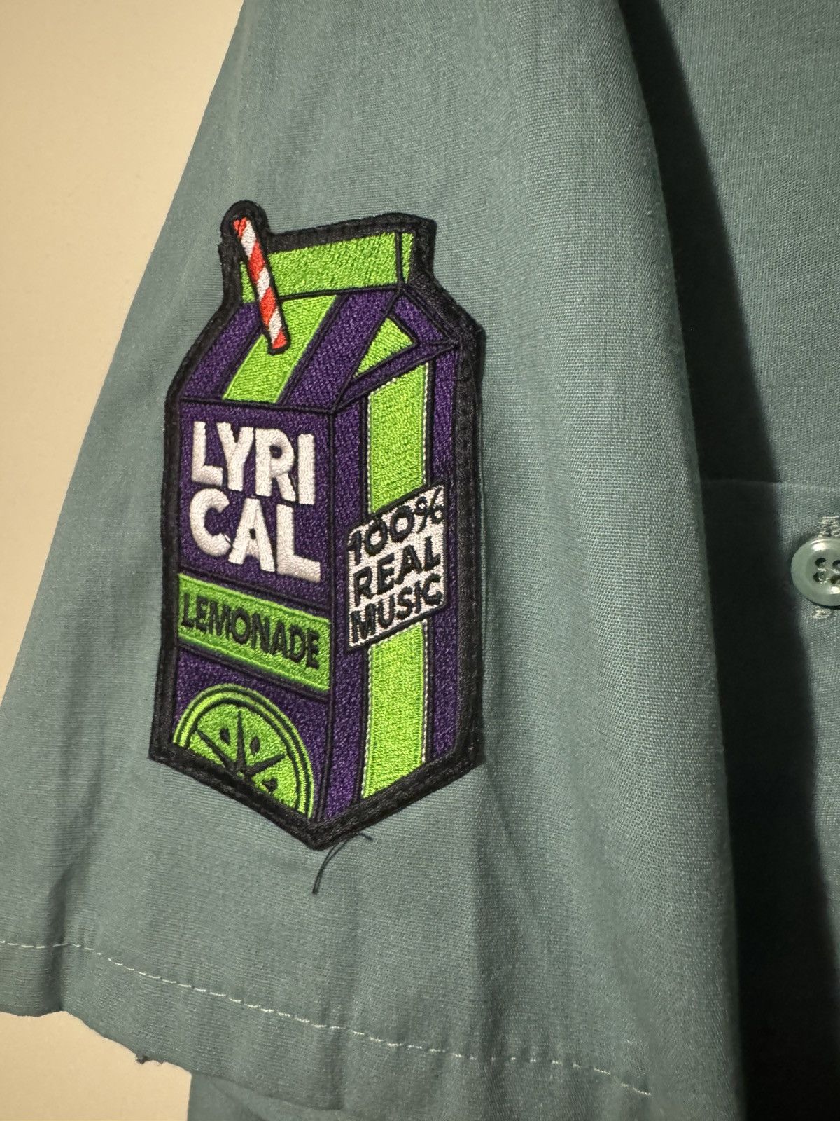 Lyrical Lemonade Whipski Repair x Lyrical Lemonade, button short sleeve Size US XL / EU 56 / 4 - 4 Thumbnail