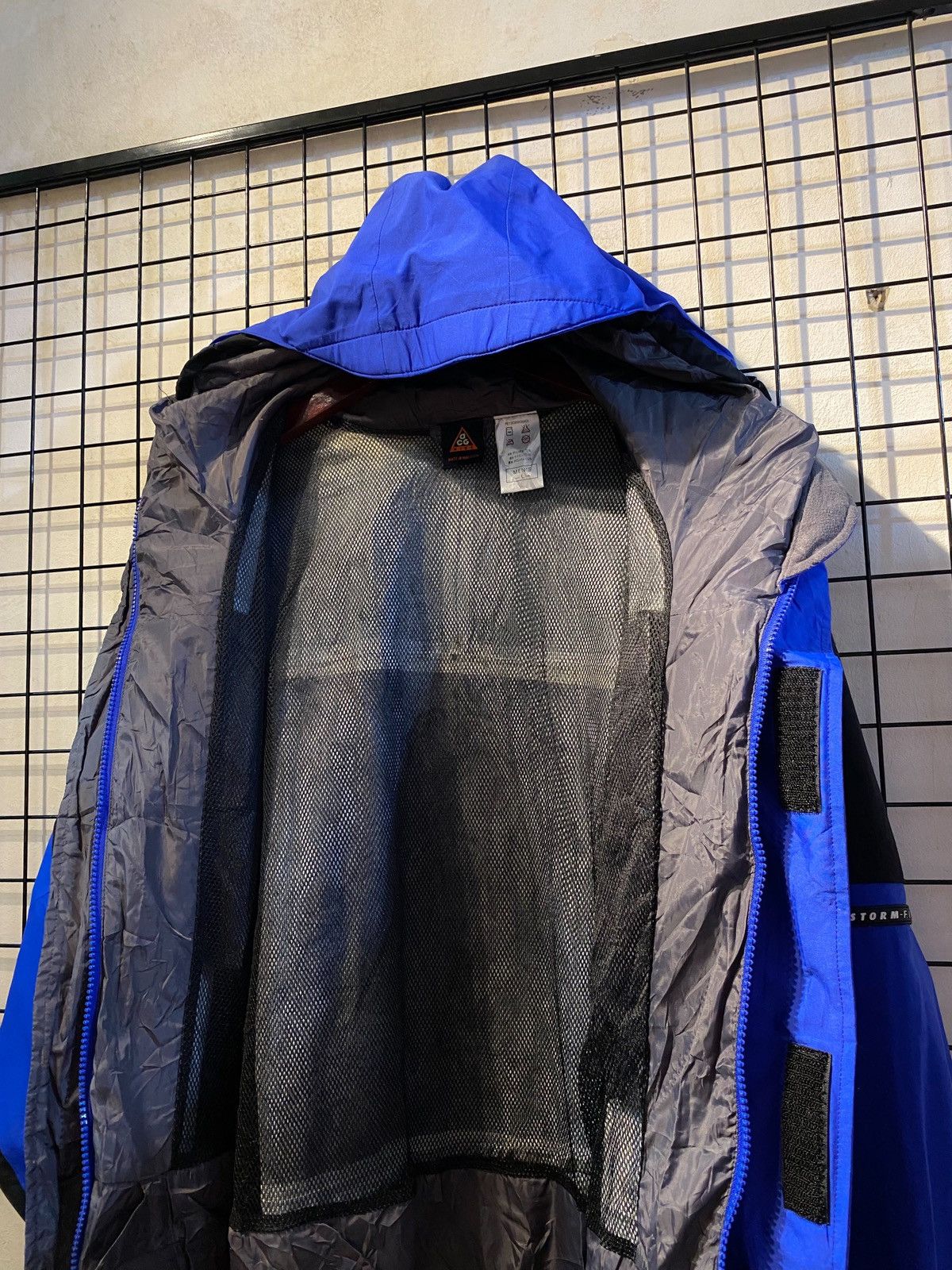If Six Was Nine × Nike ACG Vintage Nike ACG Strorm-Fit Outdoor Jacket Size US L / EU 52-54 / 3 - 6 Thumbnail