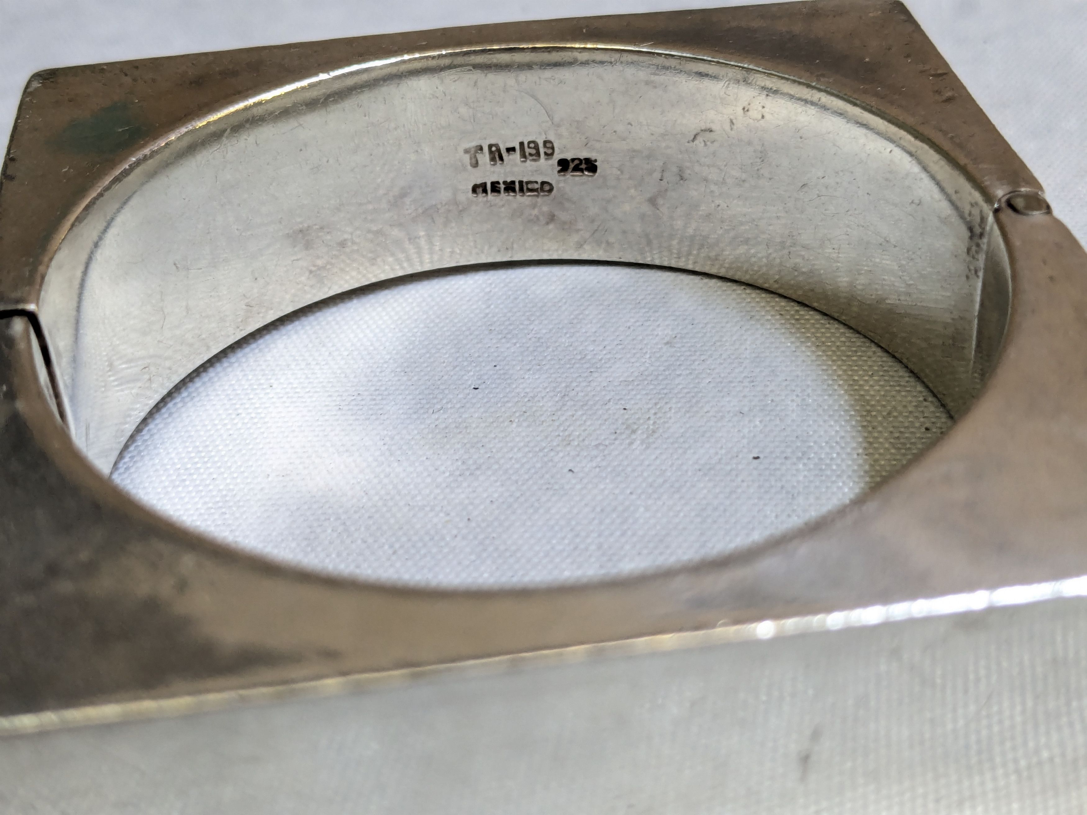 Jewelry Vintage Taxco Sterling Silver Bracelet Square Hollow Bangle Size ONE SIZE - 6 Thumbnail