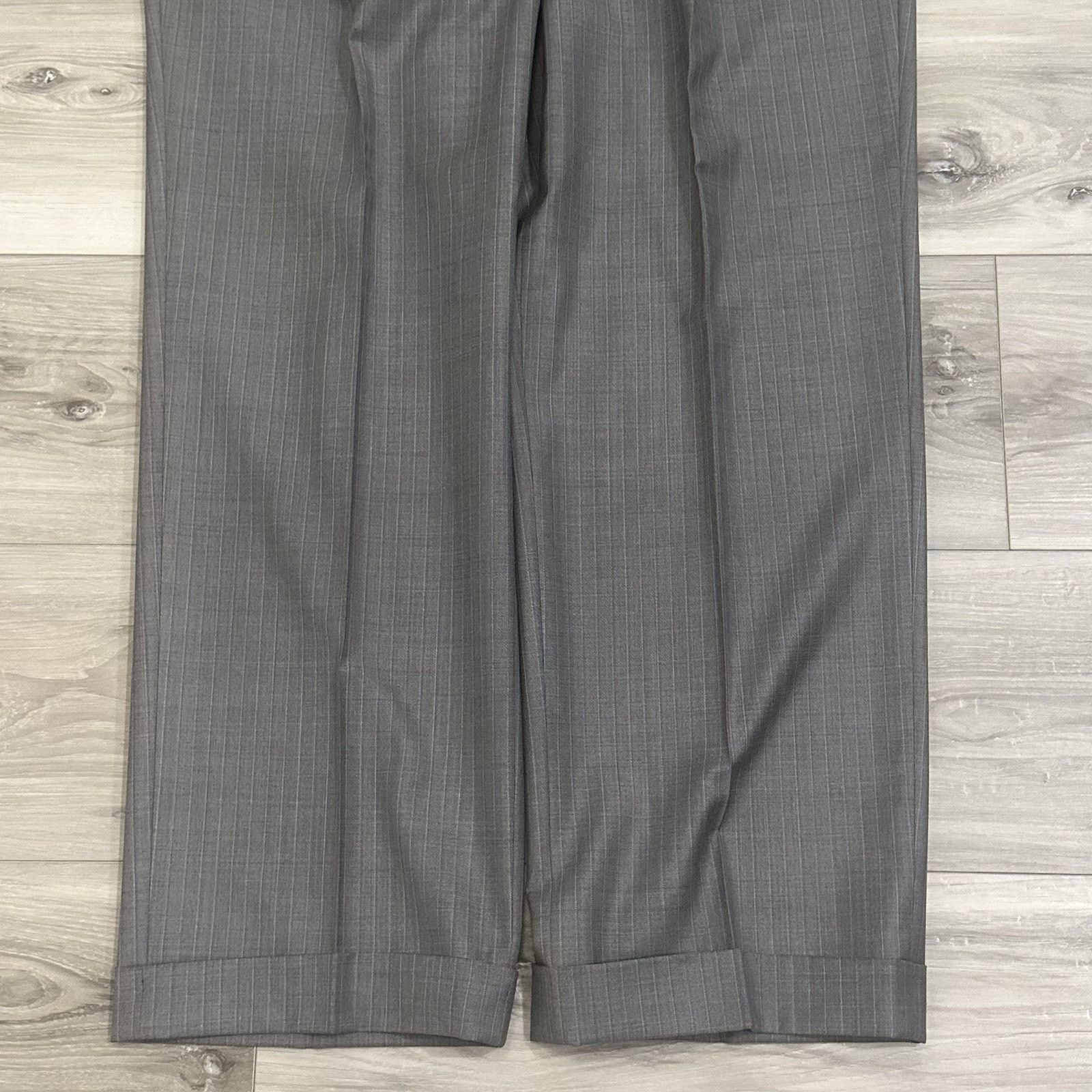Hickey Freeman Hickey Freeman Mens 2 Piece Suit 42R Solid Grey Pleated Size 42R - 12 Thumbnail