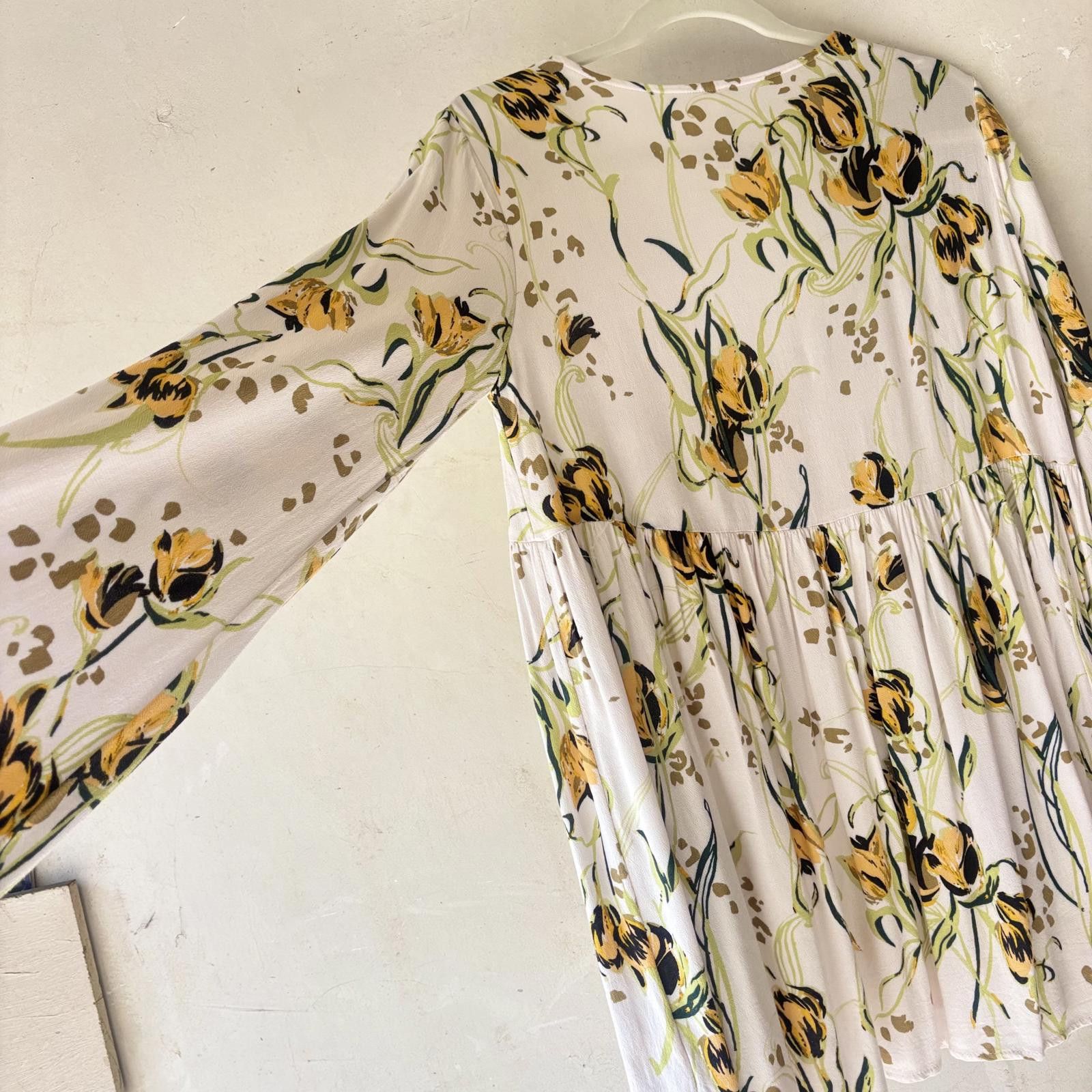 Free People Free People Floral Long Sleeve Peplum Blouse Size S / US 4 / IT 40 - 6 Thumbnail