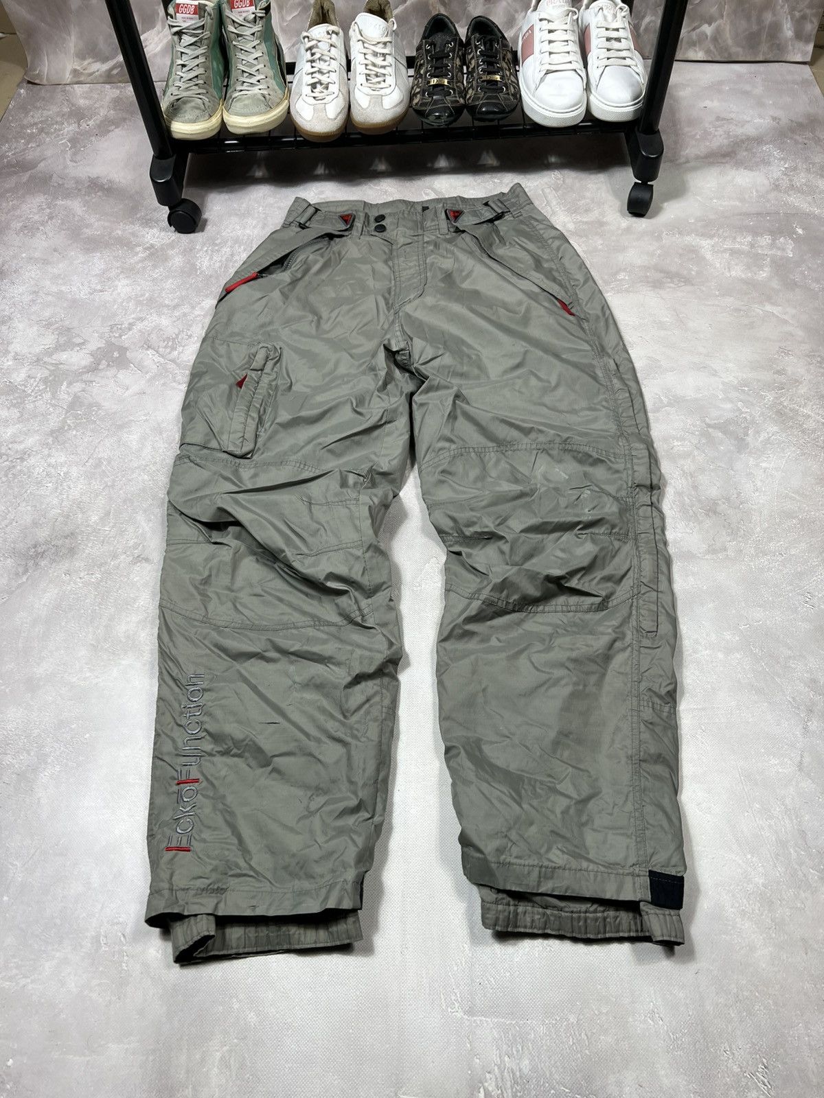 Ecko Unltd. Vintage Ecko Undl Made in Korea Distressed Nylon Pants Size US 34 / EU 50 - 2 Thumbnail