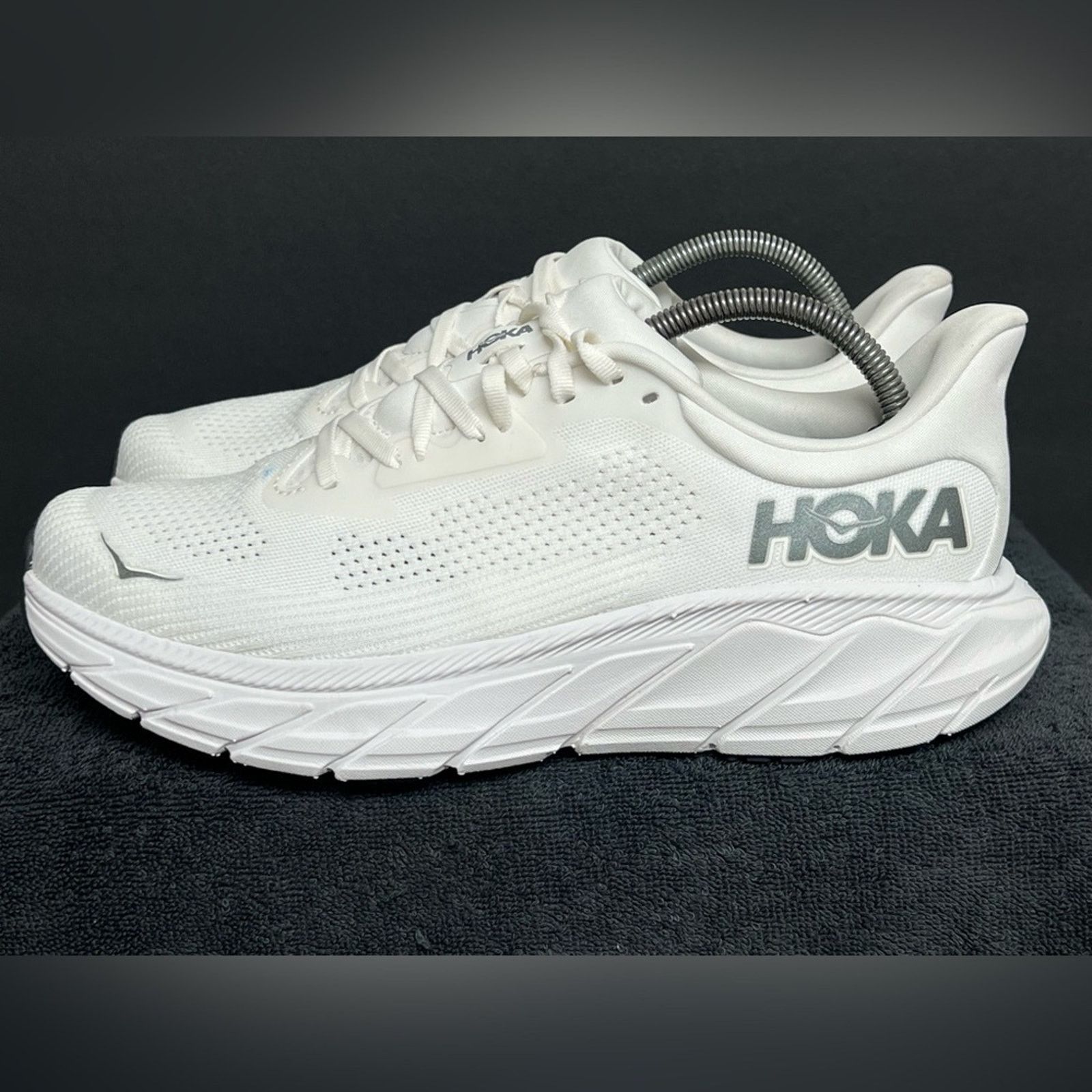 Hoka One One Arahi Mens Blanc de Blanc Shoes D NWOB