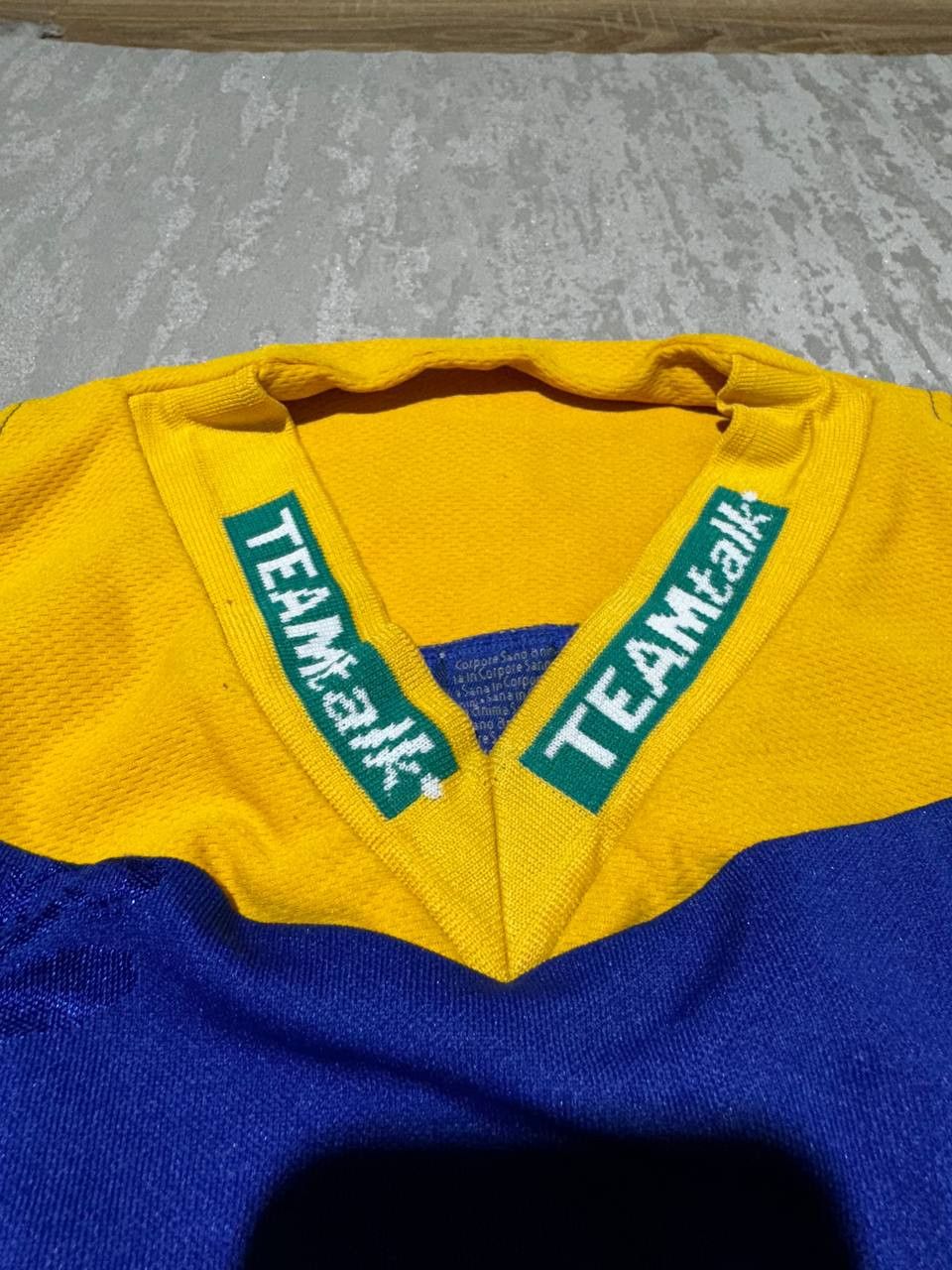 Asics LEEDS RHINOS ENGLAND 2002 LIMITED EDITION JERSEY ASICS XL Size US XXL / EU 58 / 5 - 7 Thumbnail